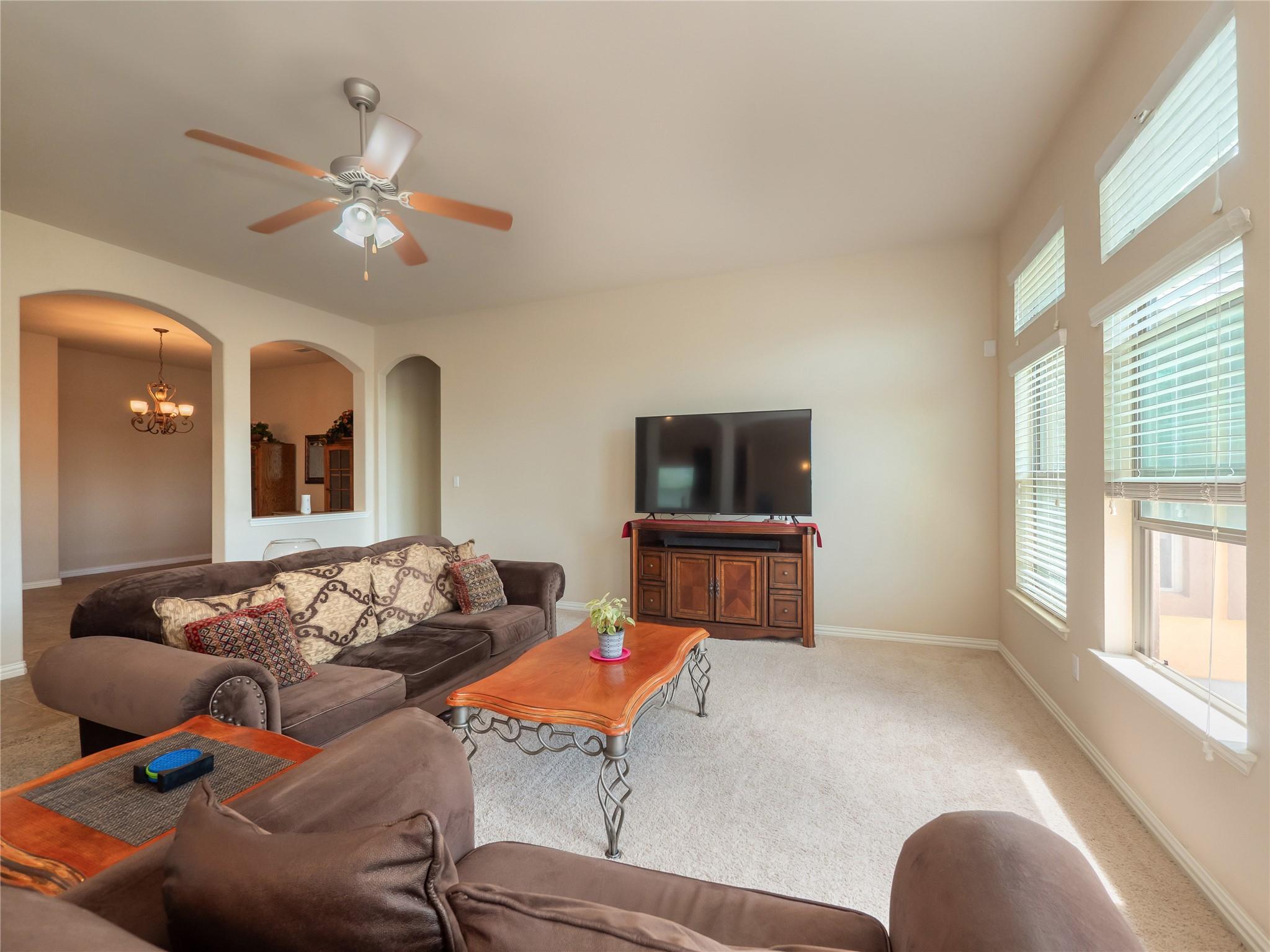 457 Monahans Dr, Georgetown, TX 78628