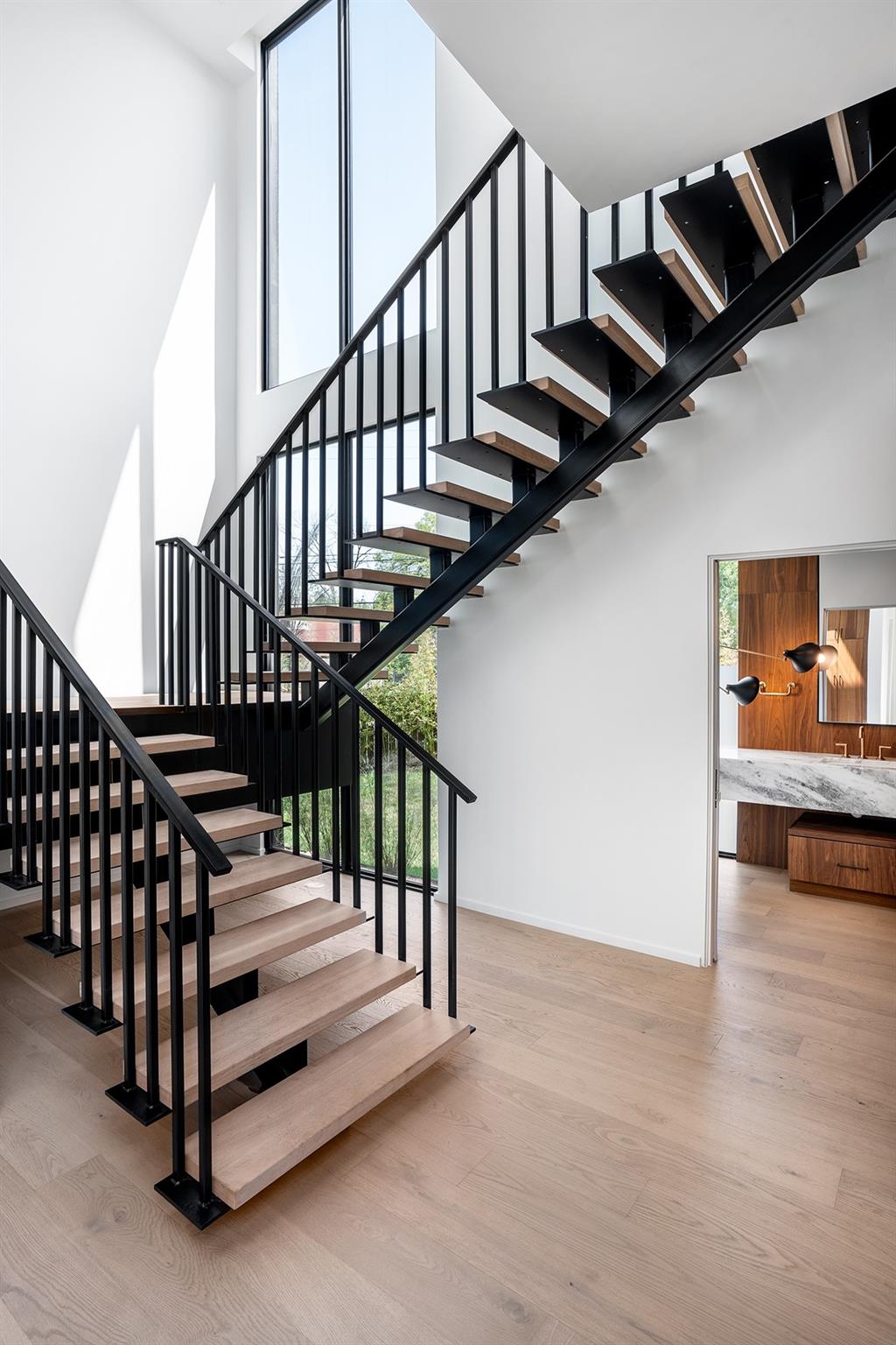 2001 Melridge Pl, Austin, TX 78704