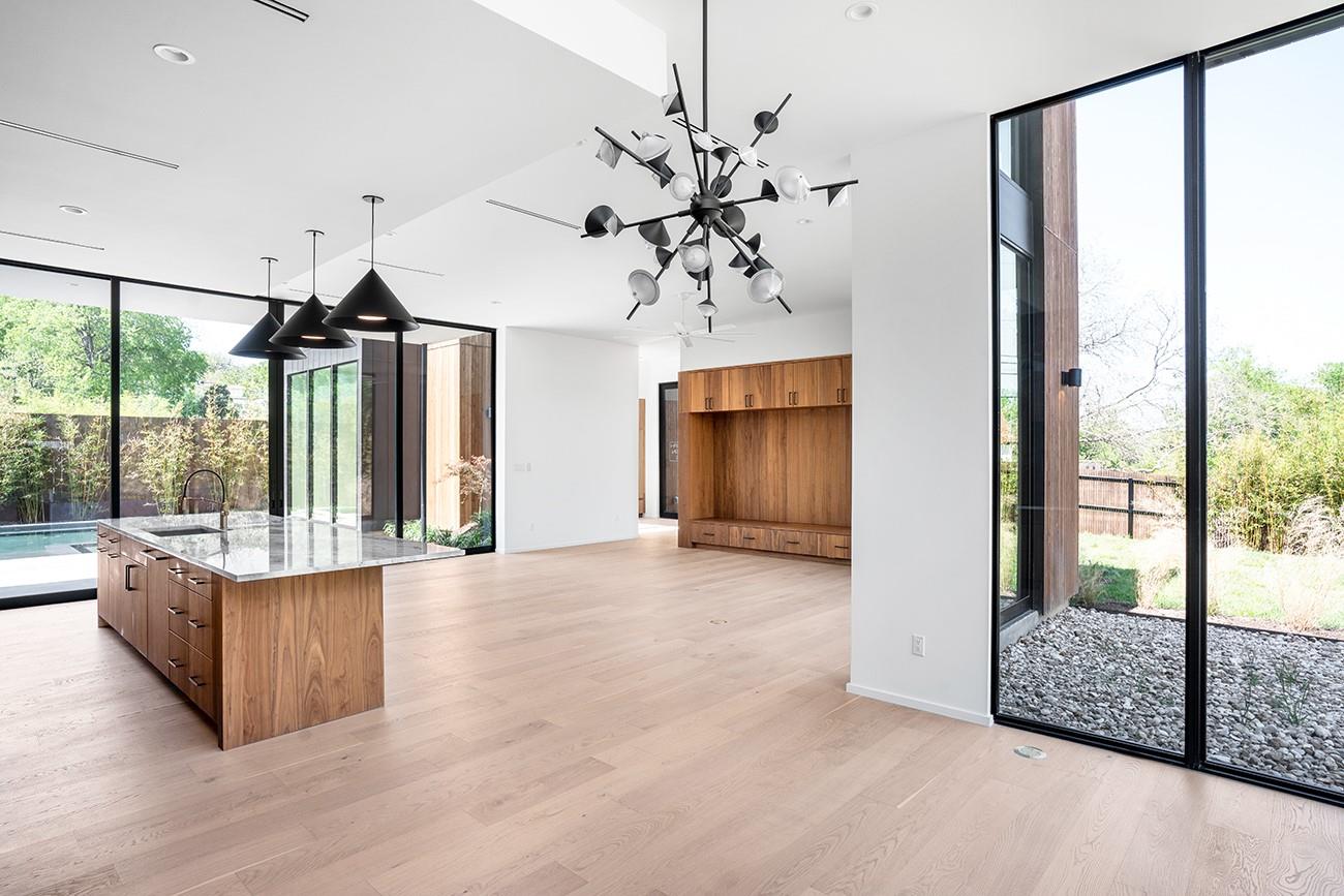 2001 Melridge Pl, Austin, TX 78704