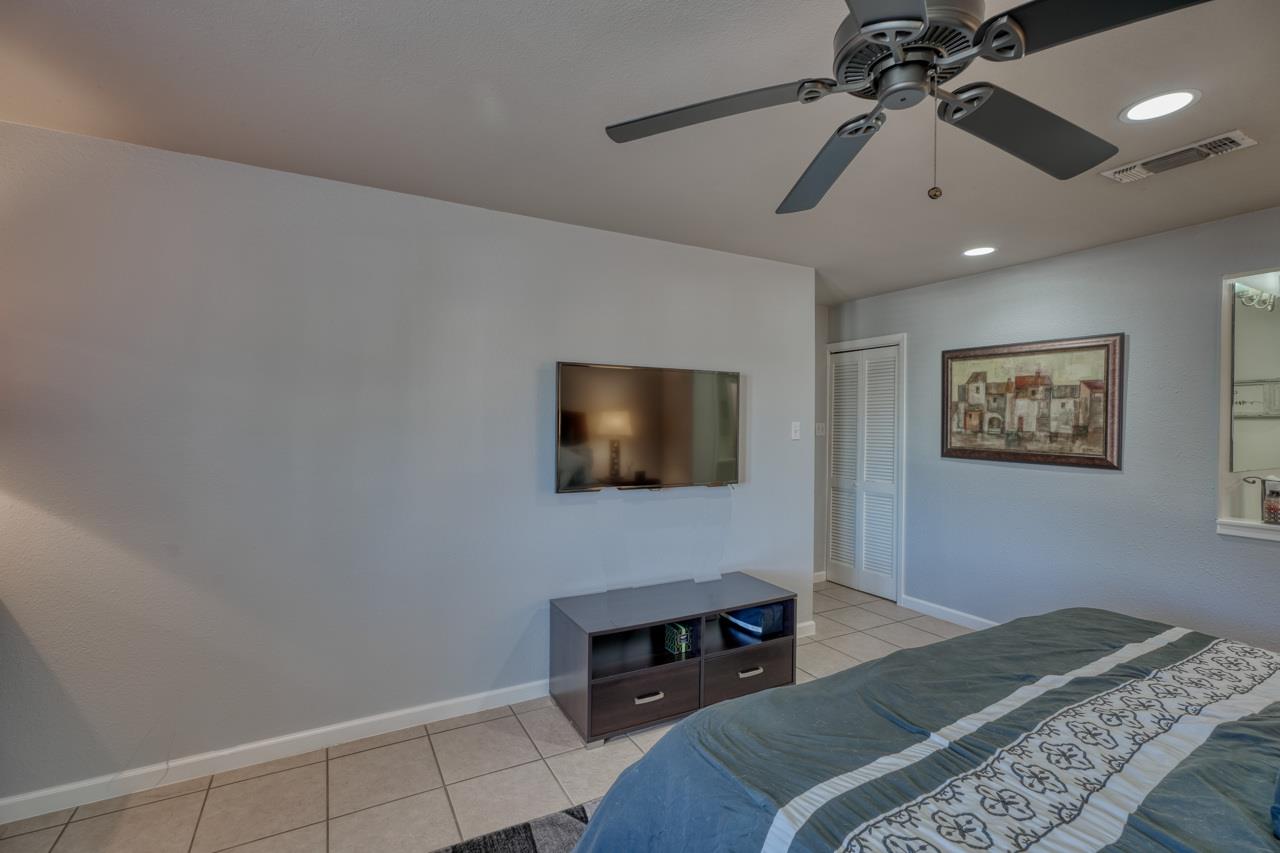 605 Port # 3, Horseshoe Bay, TX 78657