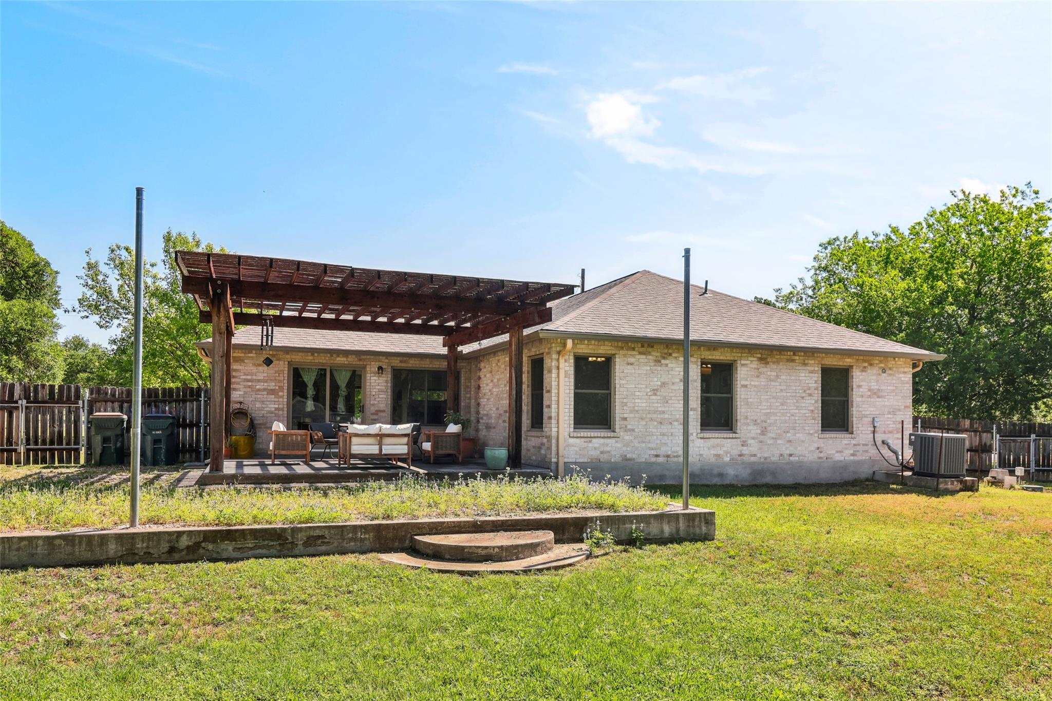 171 Calle Largo, Kyle, TX 78640