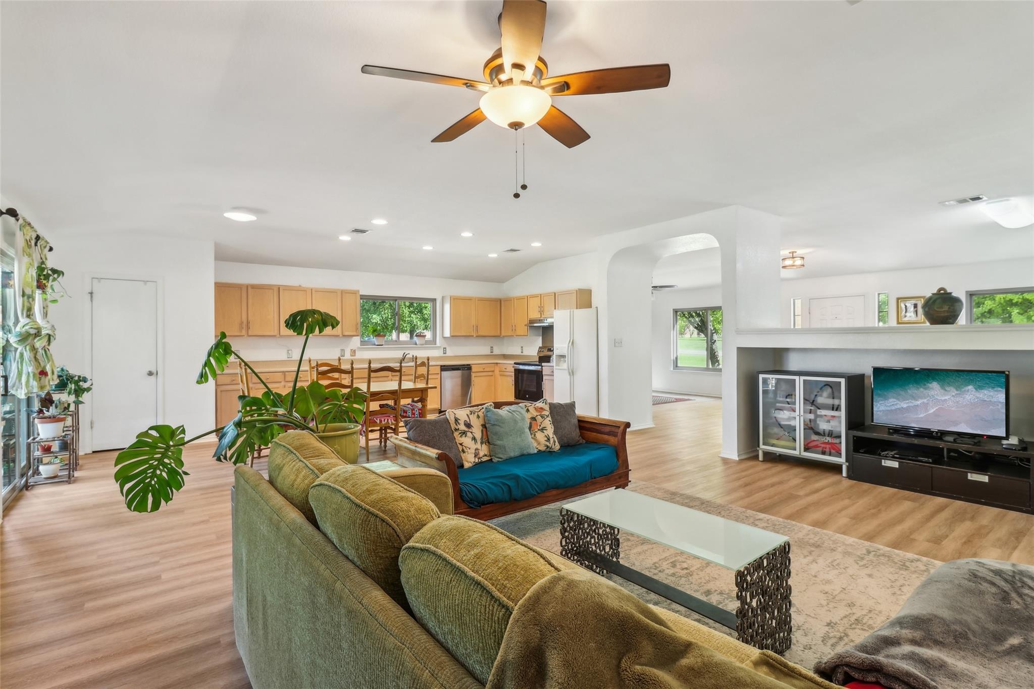 171 Calle Largo, Kyle, TX 78640