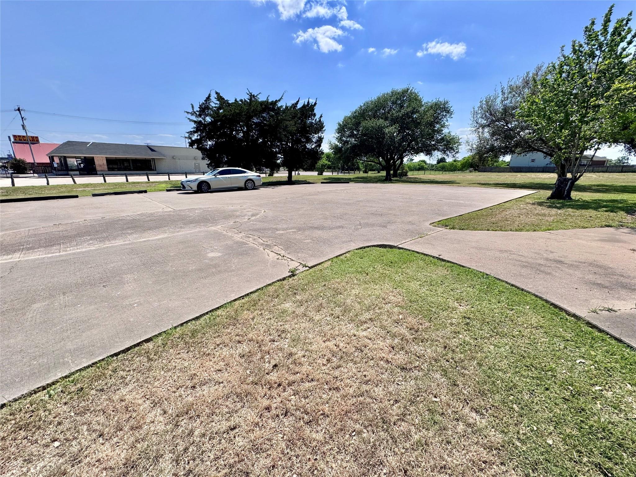 720 North US Highway 77 Highway, Ammansville, TX 78956