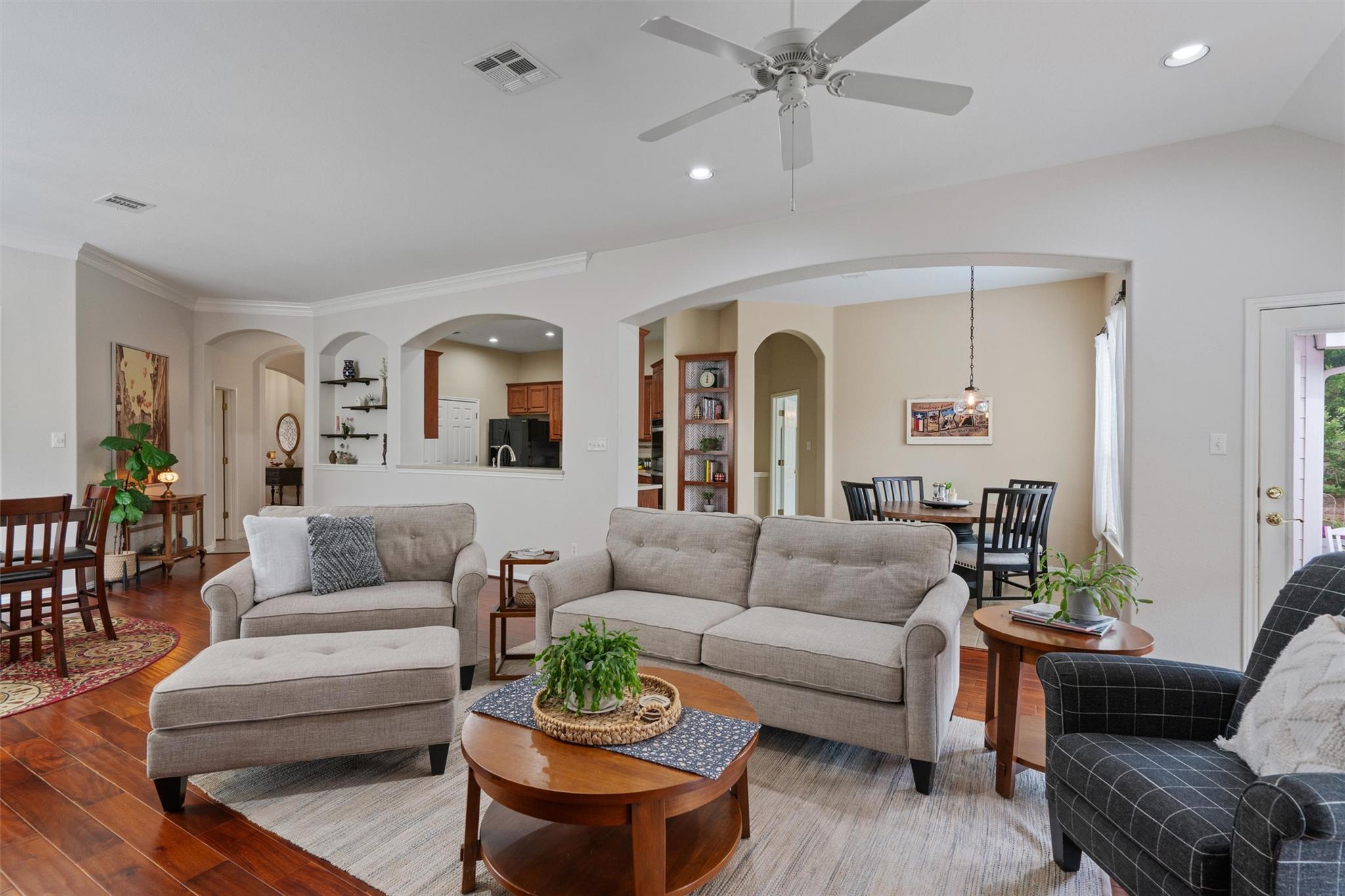 3803 Azur Ln, Round Rock, TX 78681