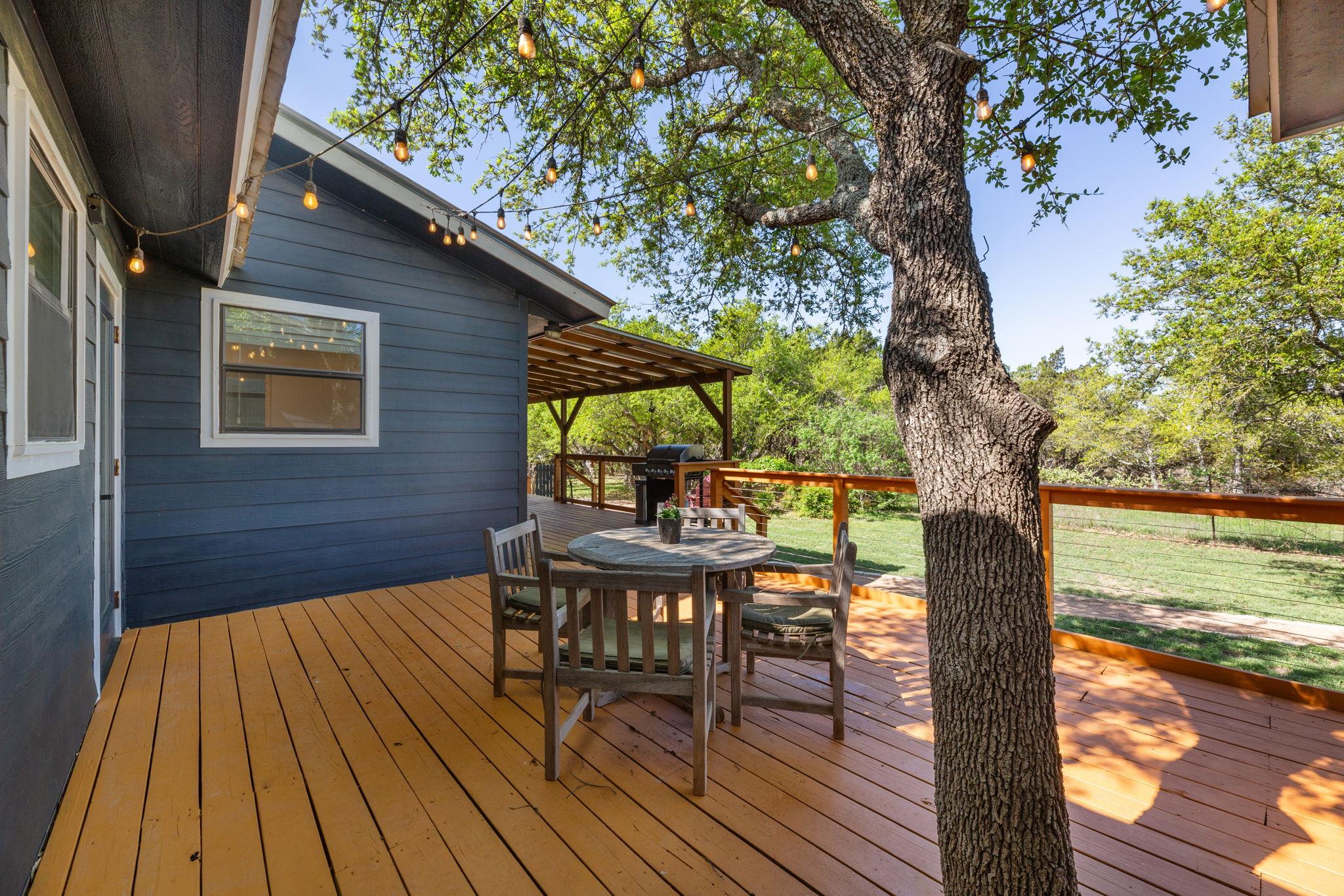 901 Martin Rd, Dripping Springs, TX 78620