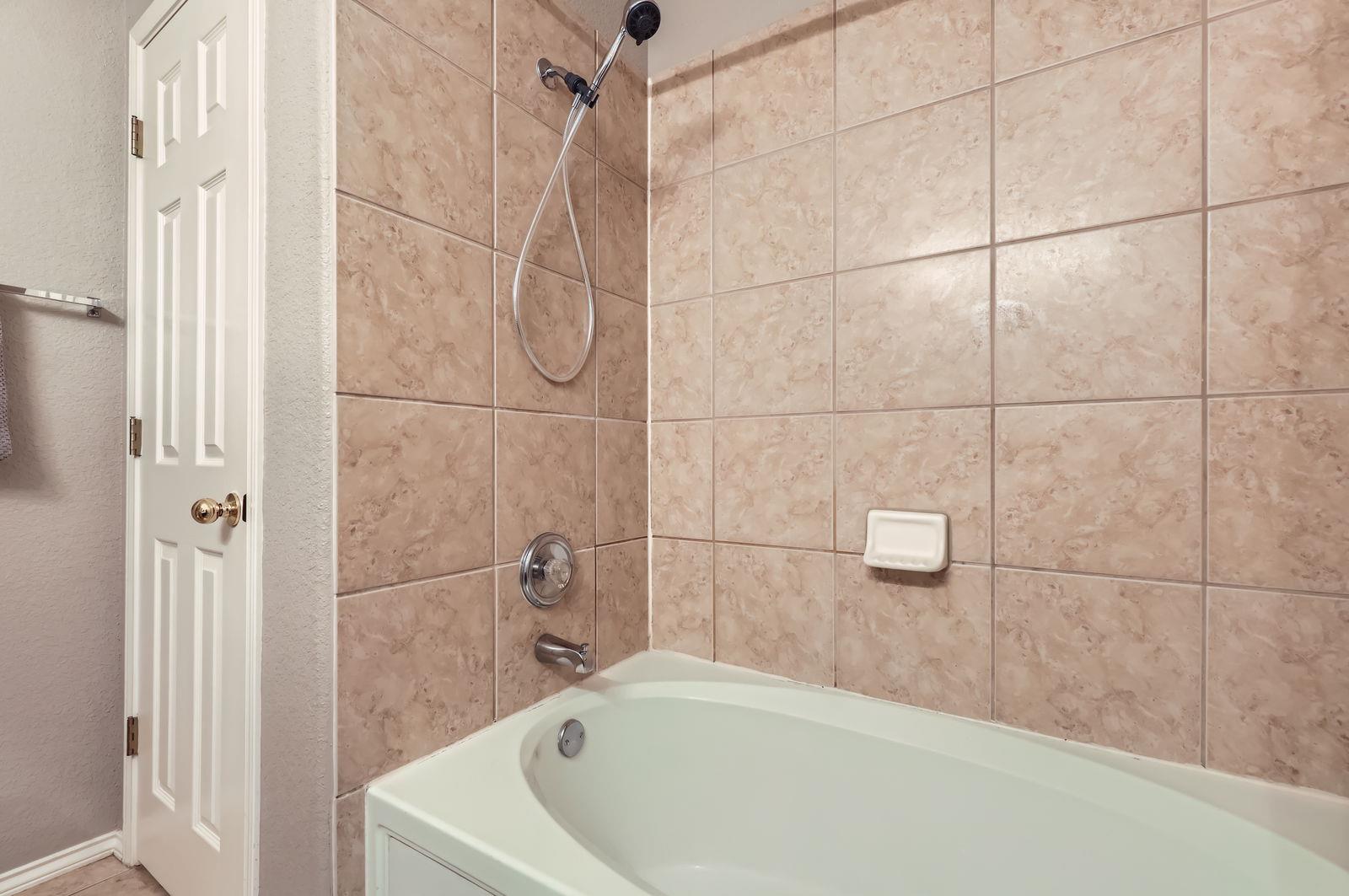 2632 Century Park Blvd # 3, Austin, TX 78727