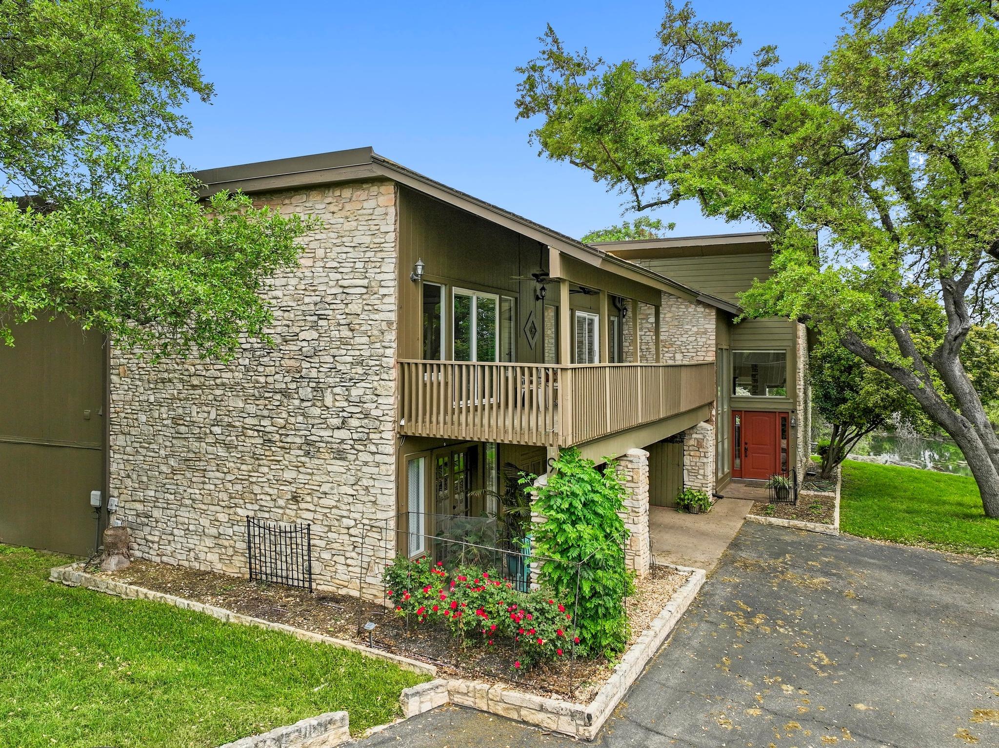 9 Stoney Creek Cv, Lakeway, TX 78734