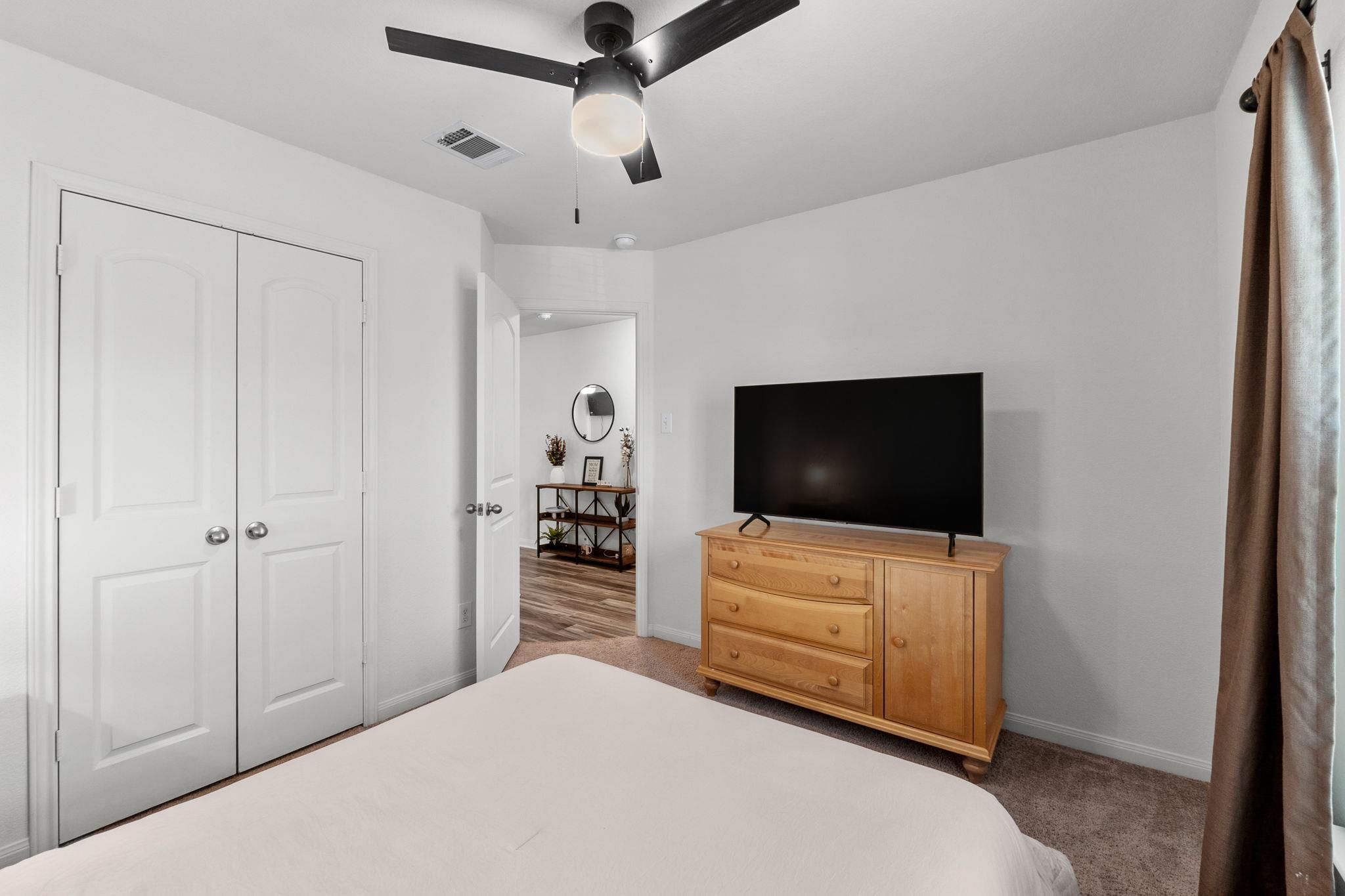 421 Ruby Ln, Jarrell, TX 76537
