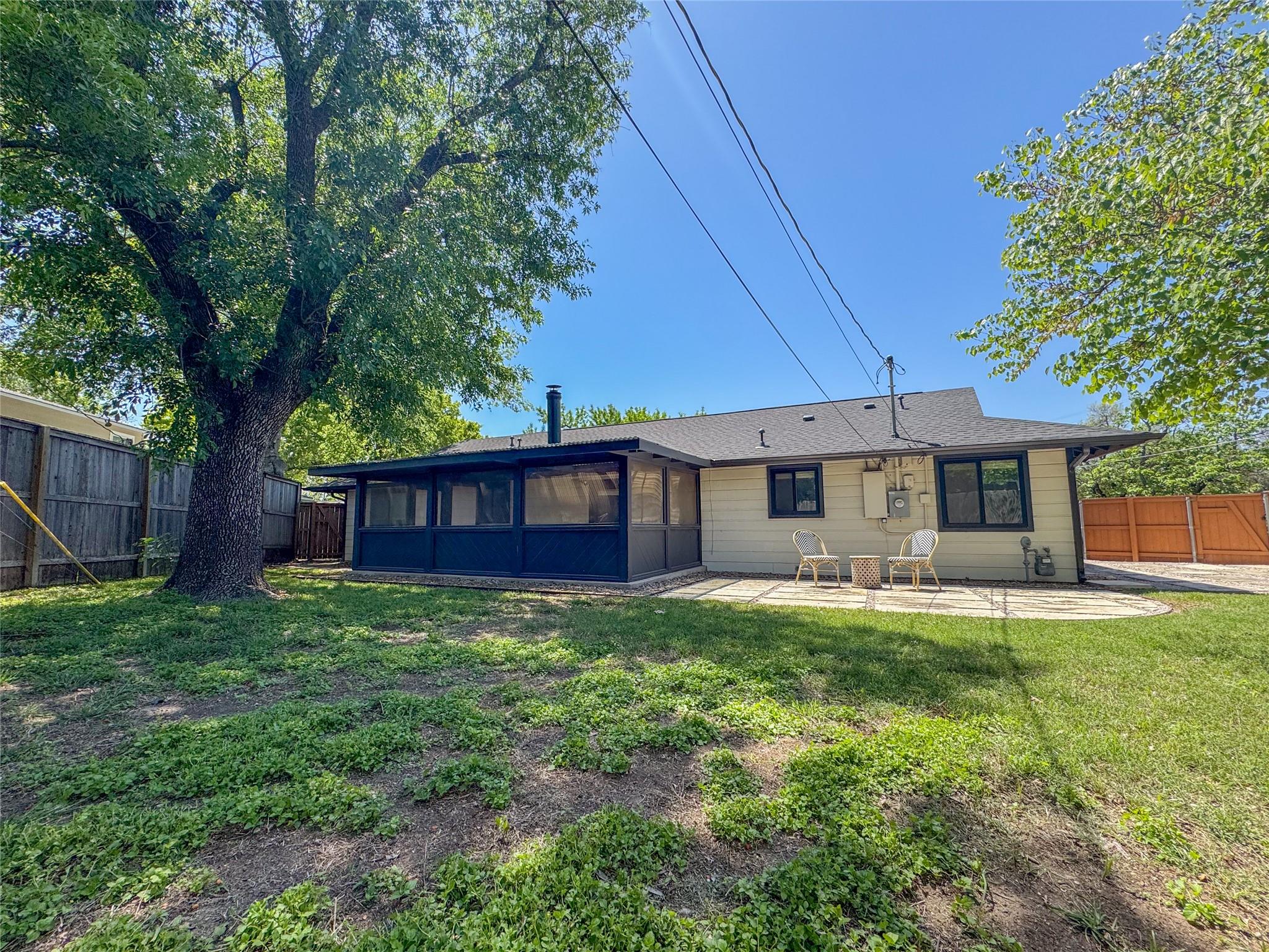 8101 Mullen Dr, Austin, TX 78757
