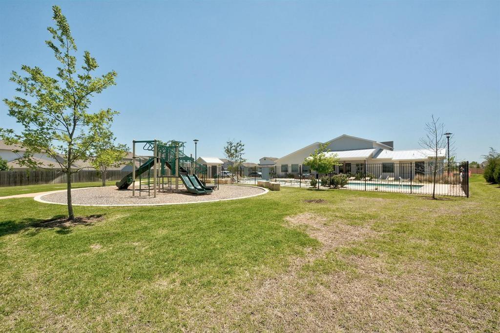 8012 Izetta Ln, Austin, TX 78744