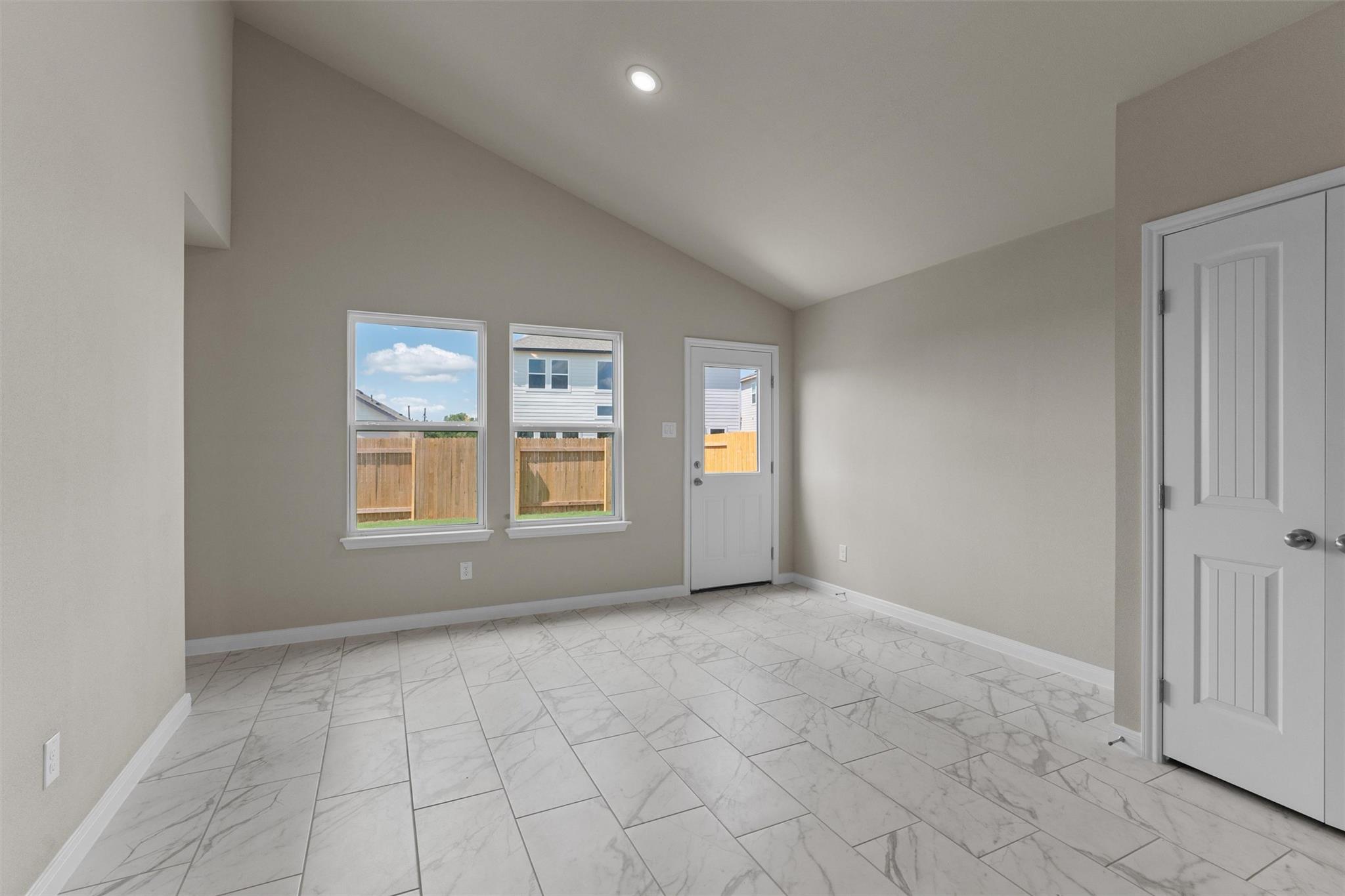 229 Ironshoe Trl, Liberty Hill, TX 78642