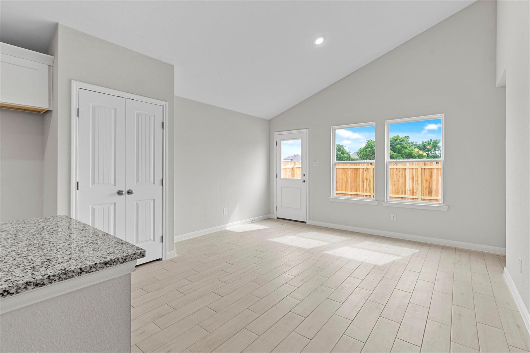 229 Ironshoe Trl, Liberty Hill, TX 78642