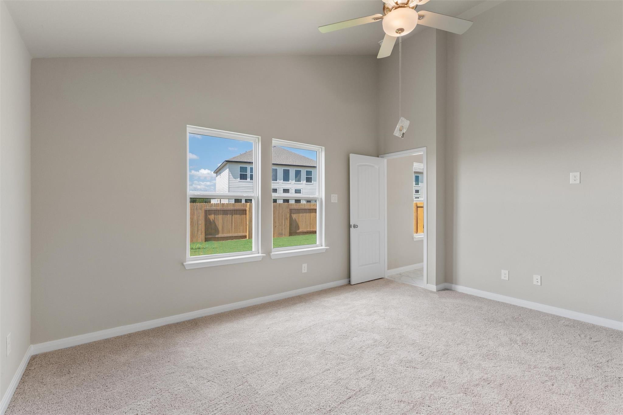 229 Ironshoe Trl, Liberty Hill, TX 78642