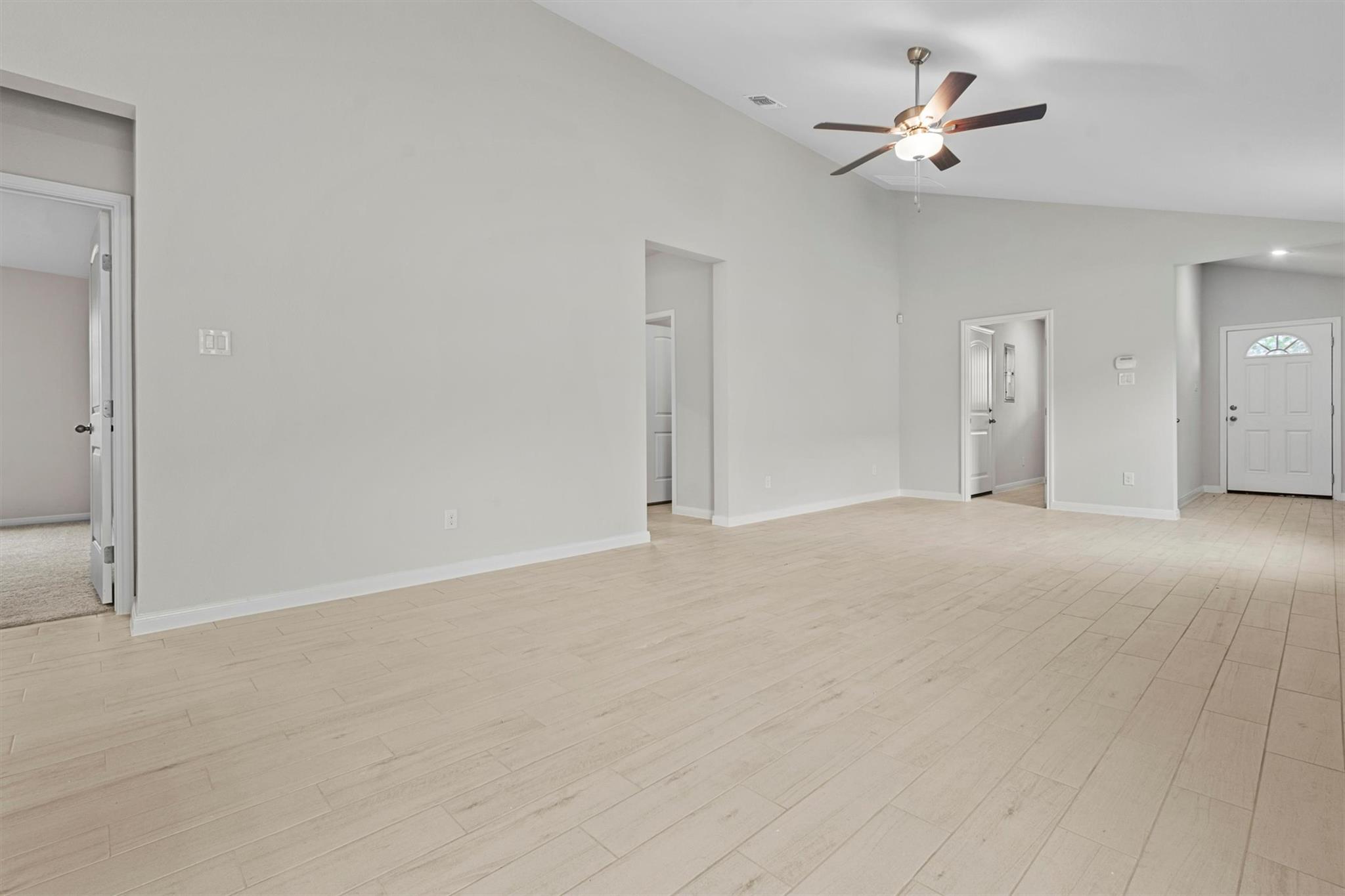 229 Ironshoe Trl, Liberty Hill, TX 78642