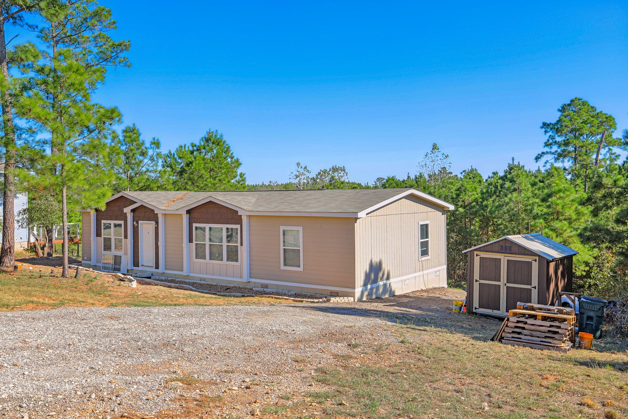 273 River Forest Dr, Bastrop, TX 78602