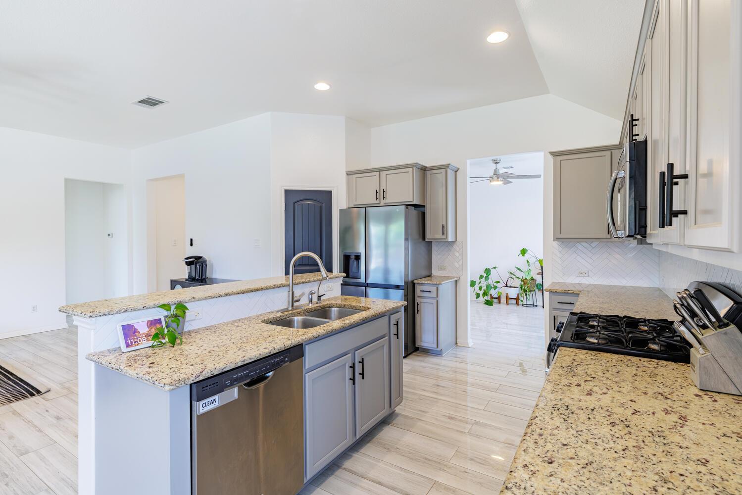 1520 Daylily Loop, Georgetown, TX 78626