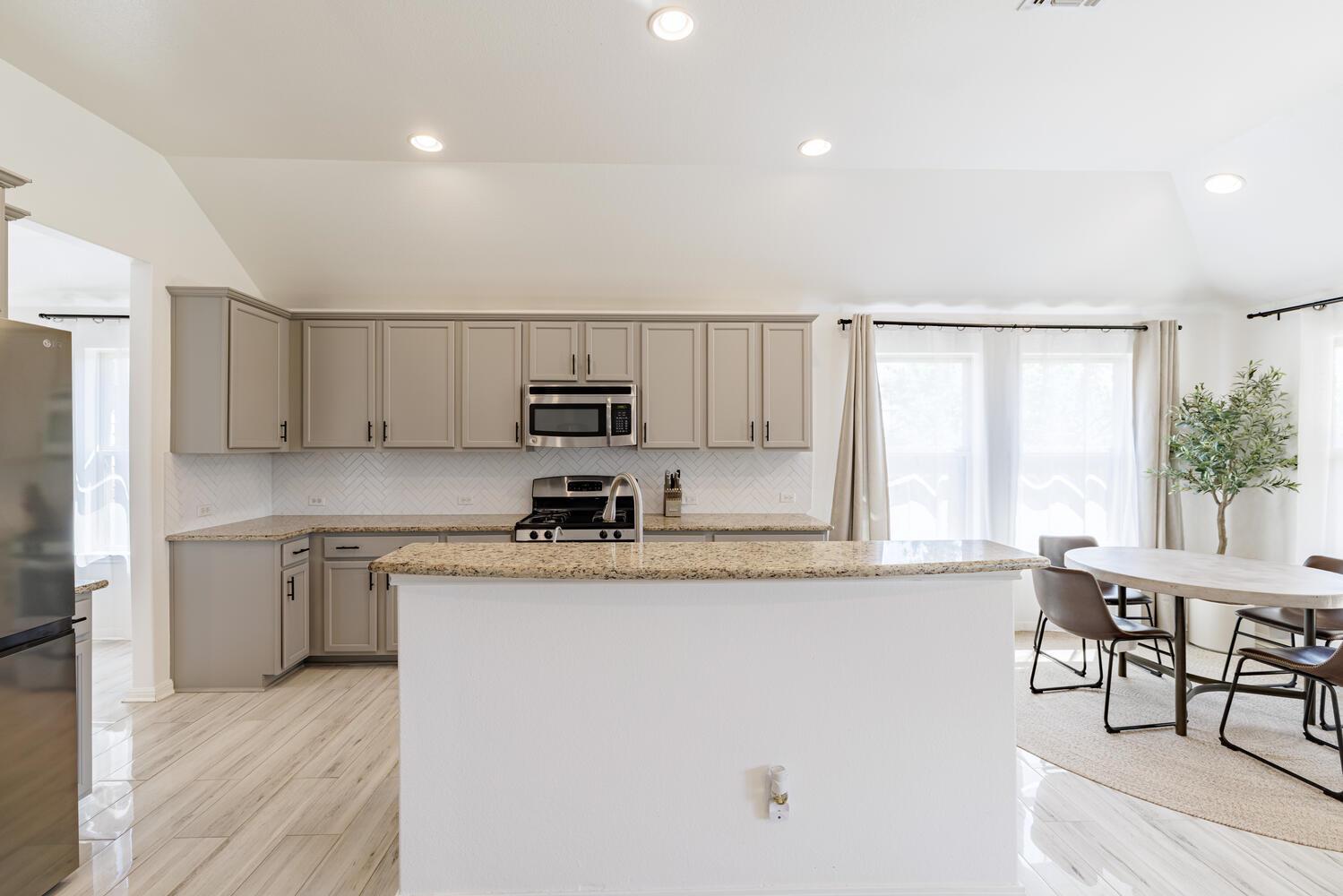 1520 Daylily Loop, Georgetown, TX 78626