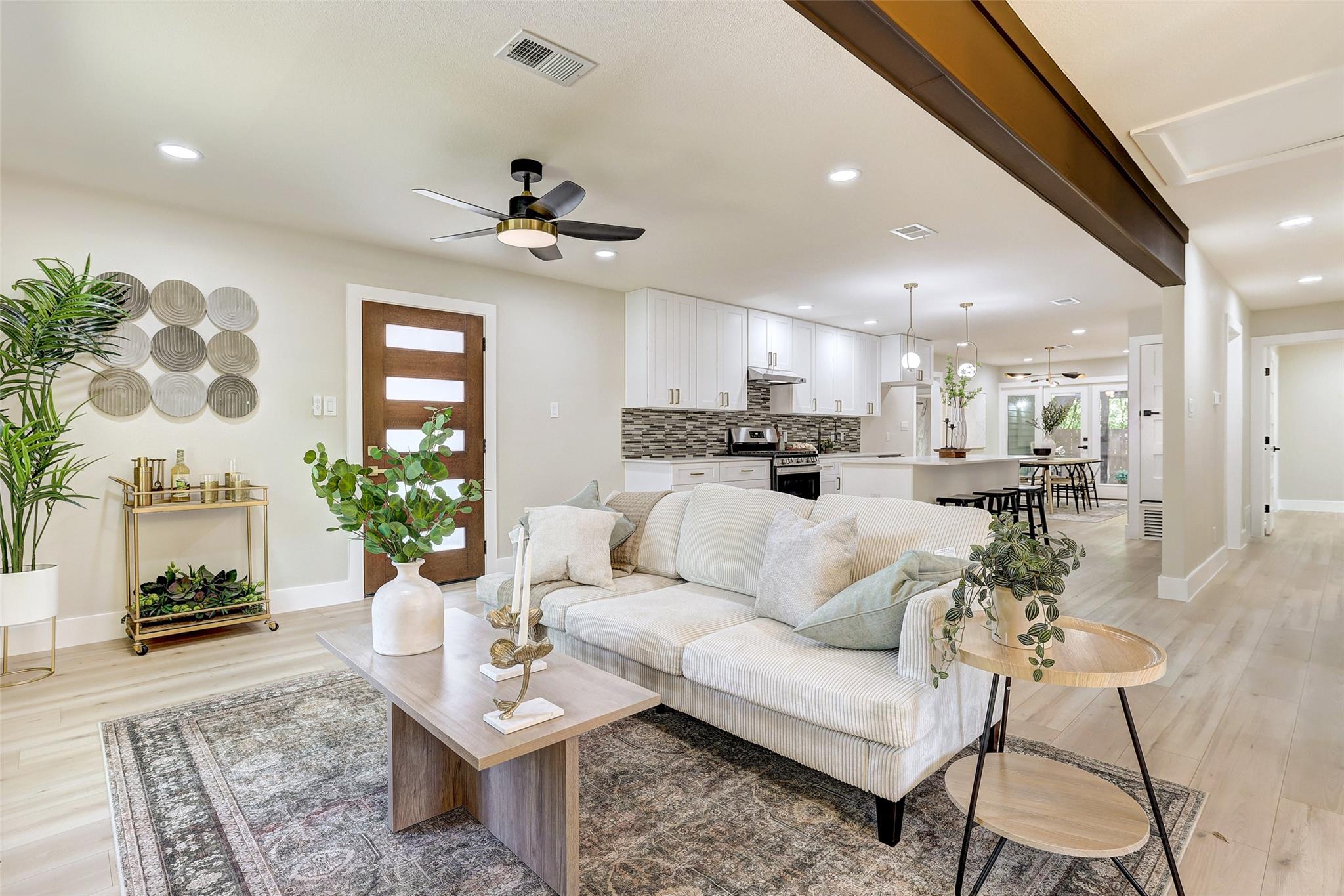 6007 Belfast Dr, Austin, TX 78723