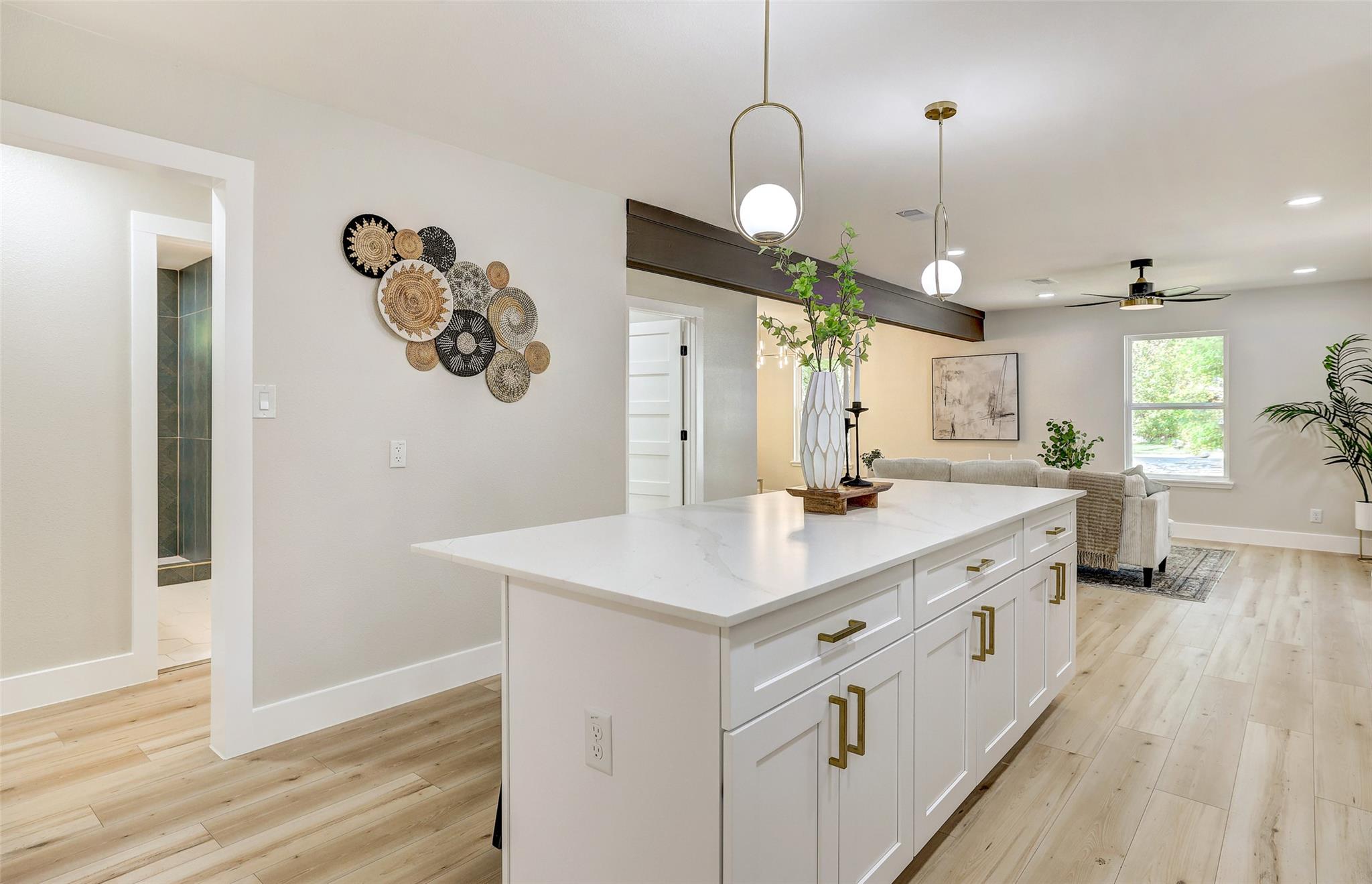 6007 Belfast Dr, Austin, TX 78723