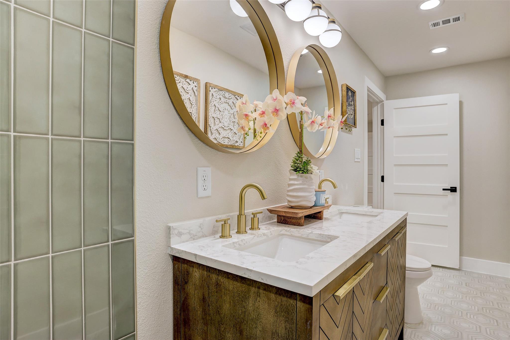 6007 Belfast Dr, Austin, TX 78723