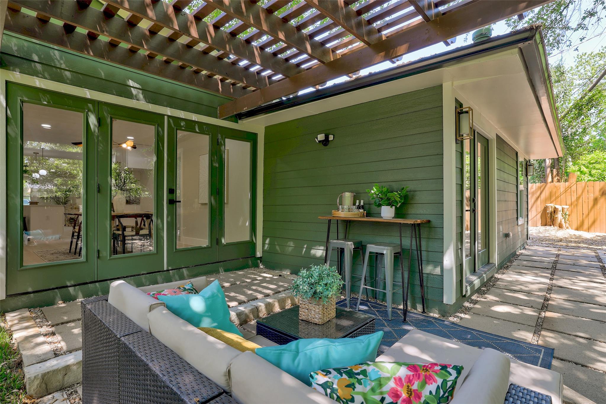 6007 Belfast Dr, Austin, TX 78723