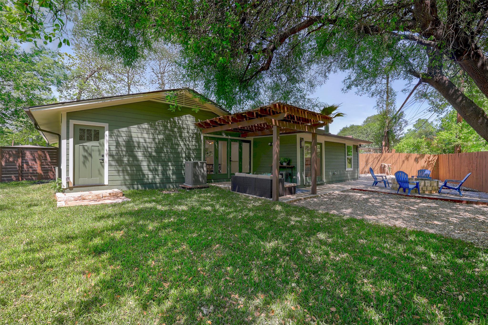 6007 Belfast Dr, Austin, TX 78723