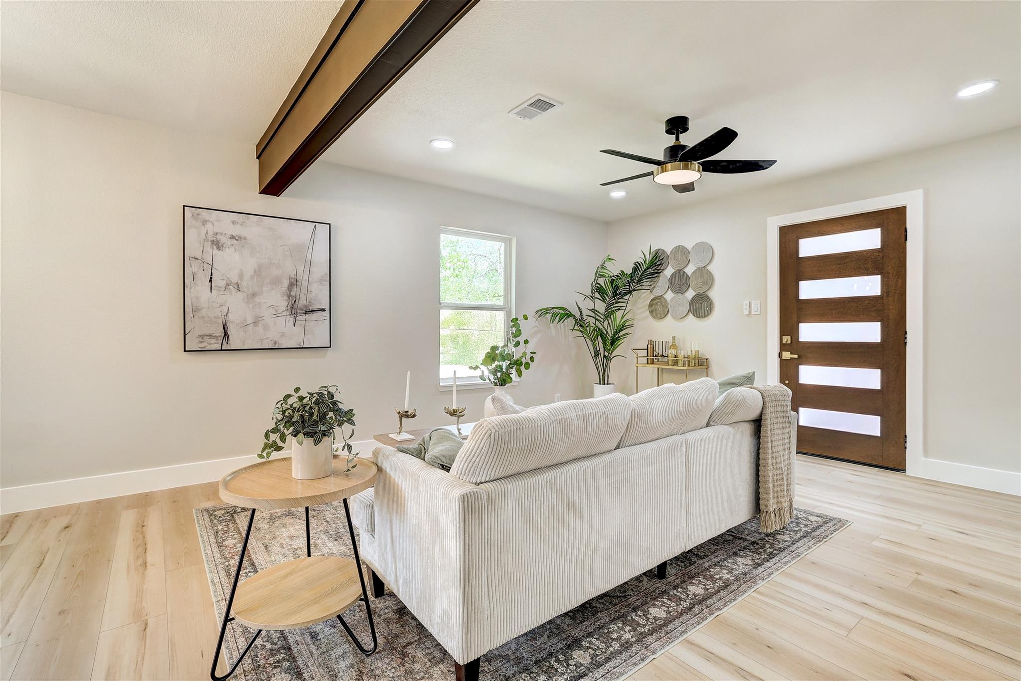 6007 Belfast Dr, Austin, TX 78723