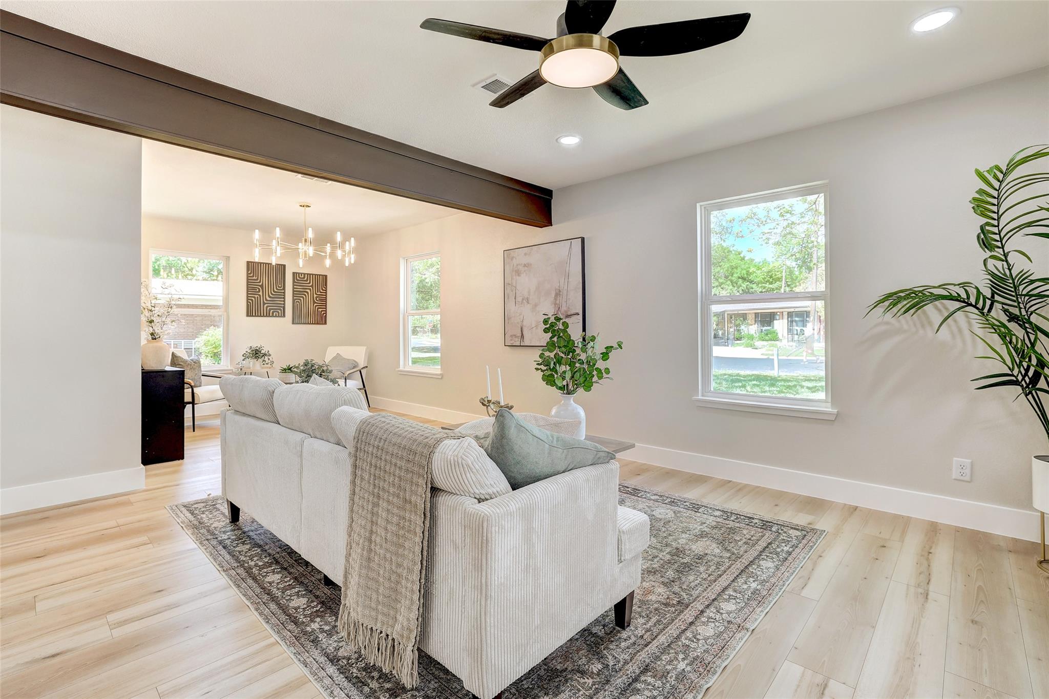 6007 Belfast Dr, Austin, TX 78723