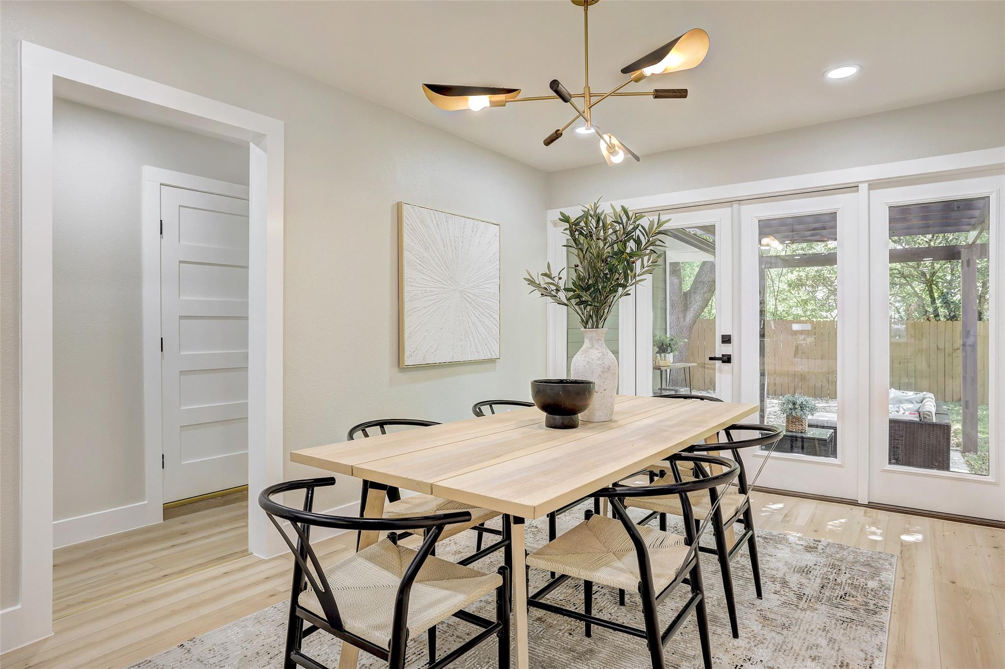 6007 Belfast Dr, Austin, TX 78723