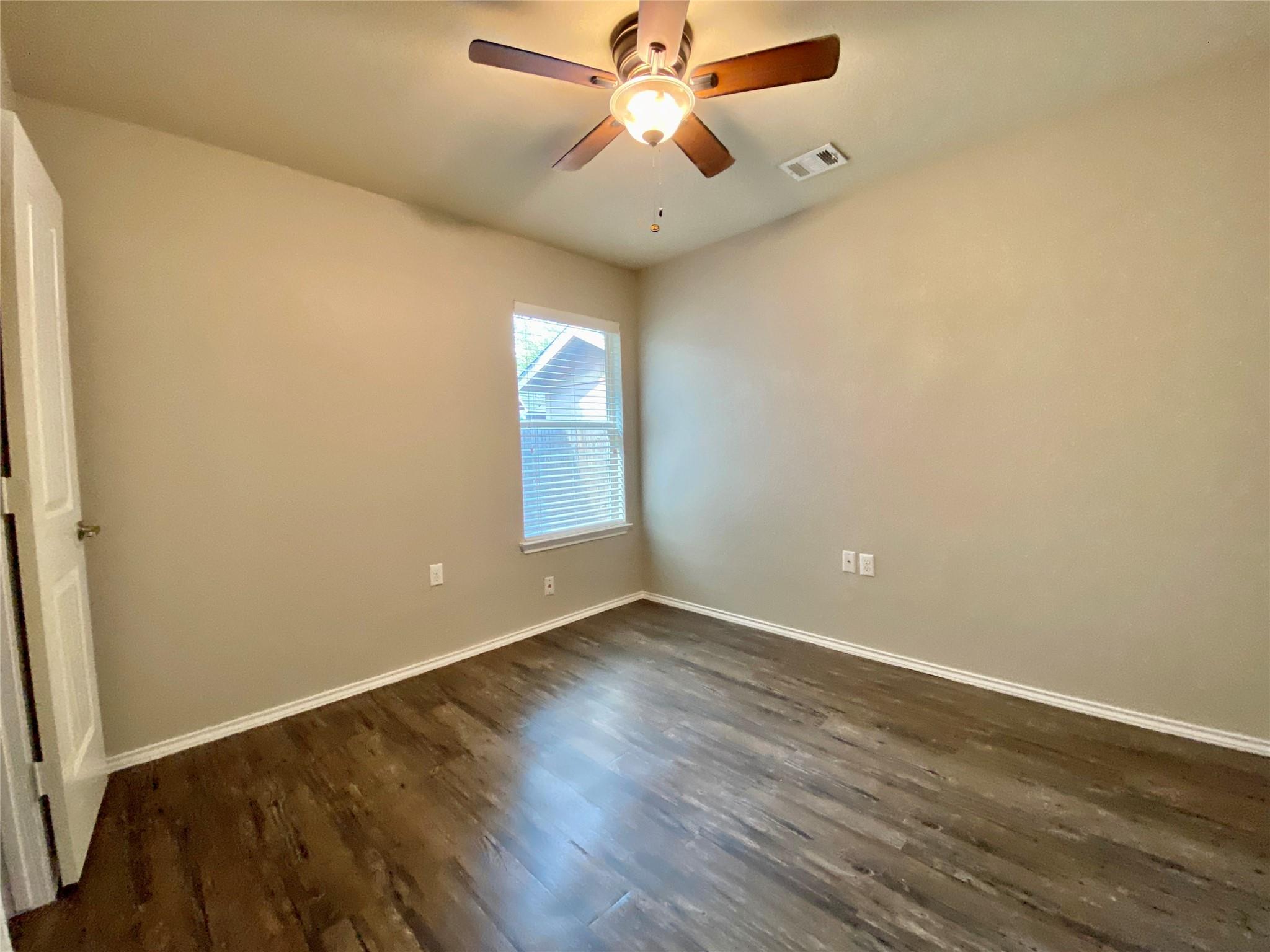 5524 Kleberg Trl, Austin, TX 78747