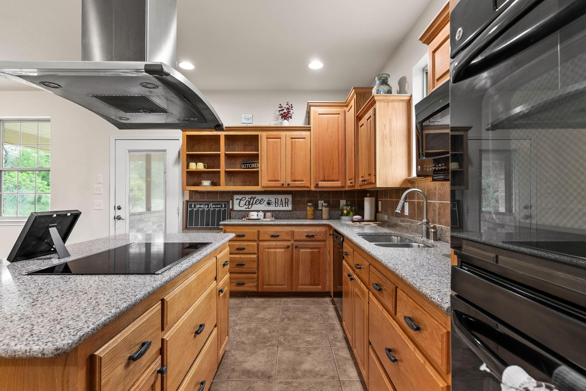 2800 Lomas Rodando Calzada Rd, Kempner, TX 76539