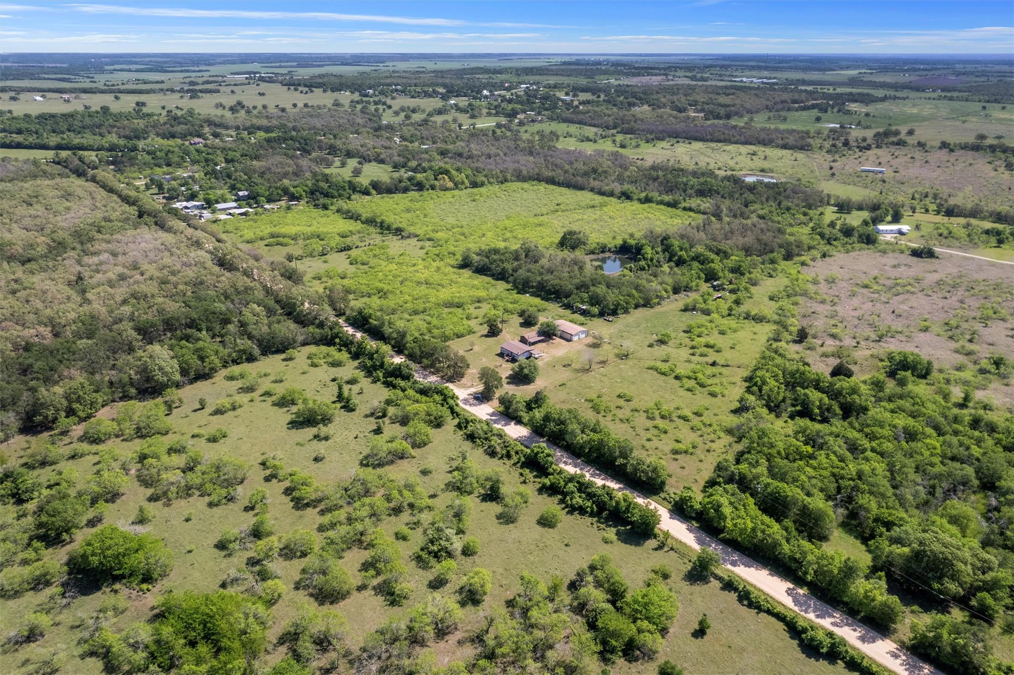 523 County Road 414, Buckholts, TX 76518