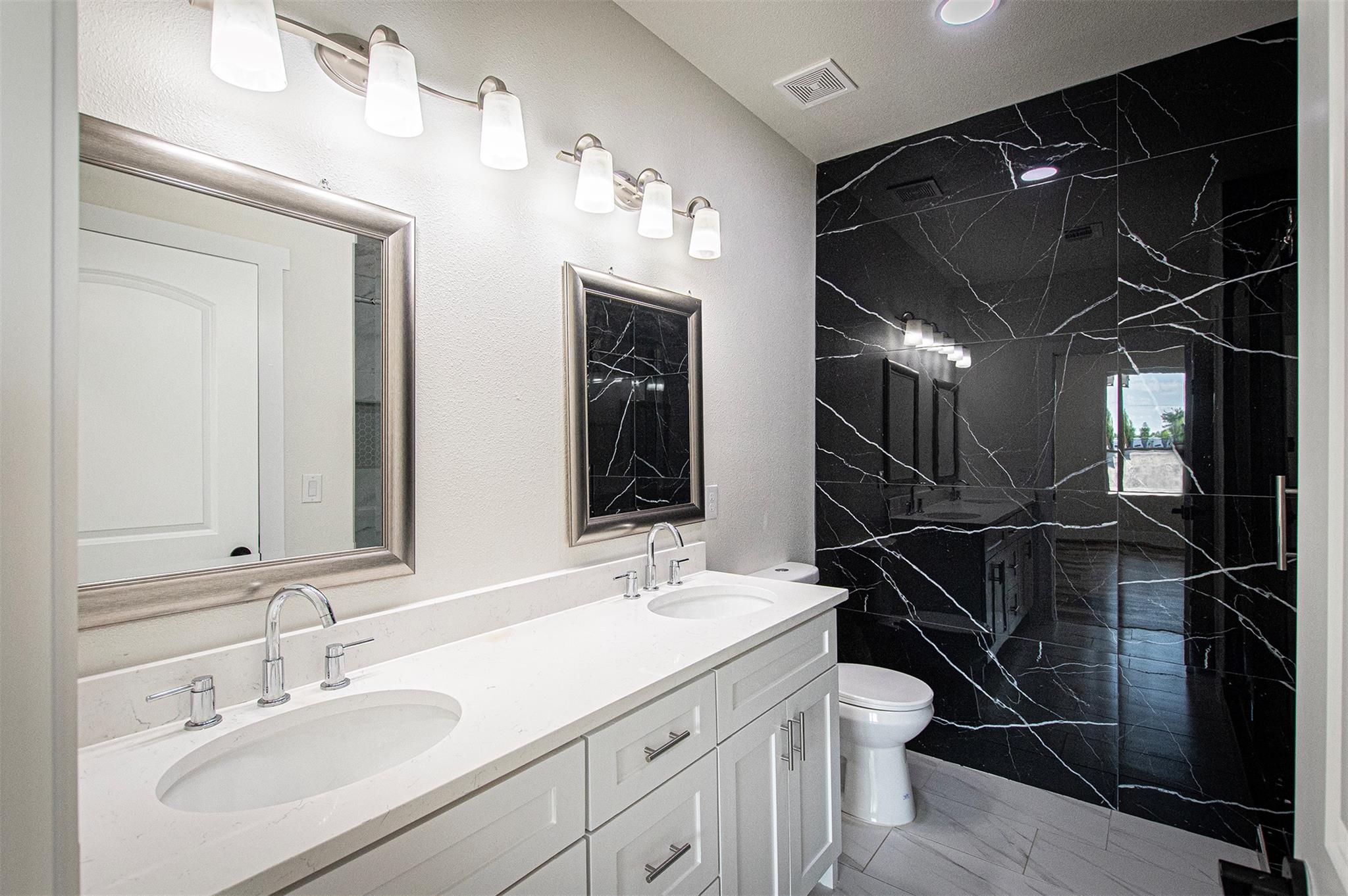 106 Passion Vine Rd, Dale, TX 78616