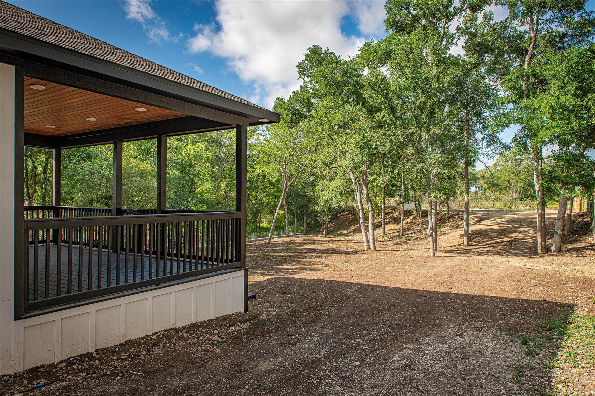 106 Passion Vine Rd, Dale, TX 78616