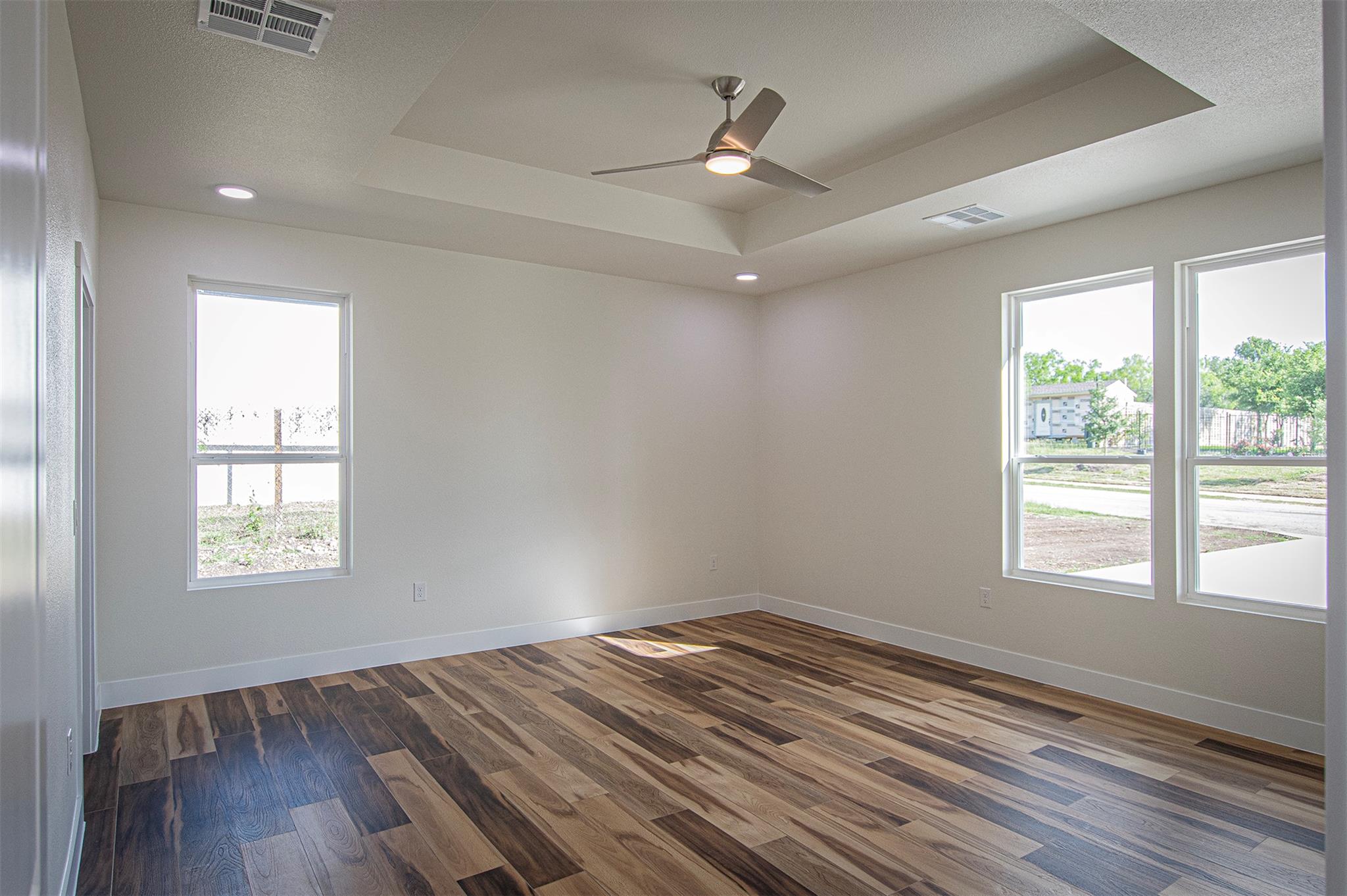 106 Passion Vine Rd, Dale, TX 78616