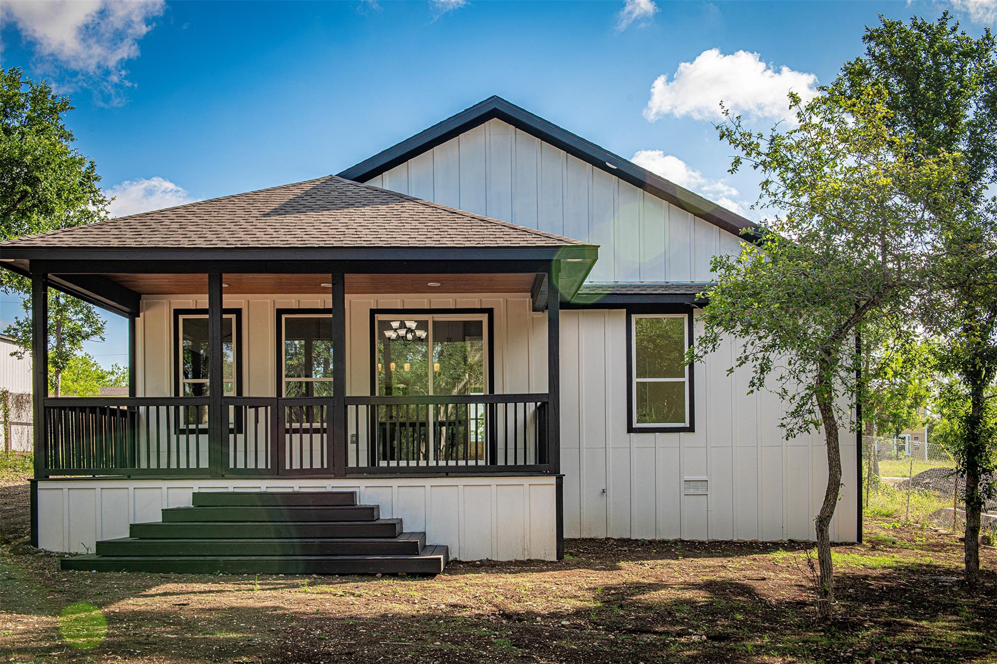 106 Passion Vine Rd, Dale, TX 78616