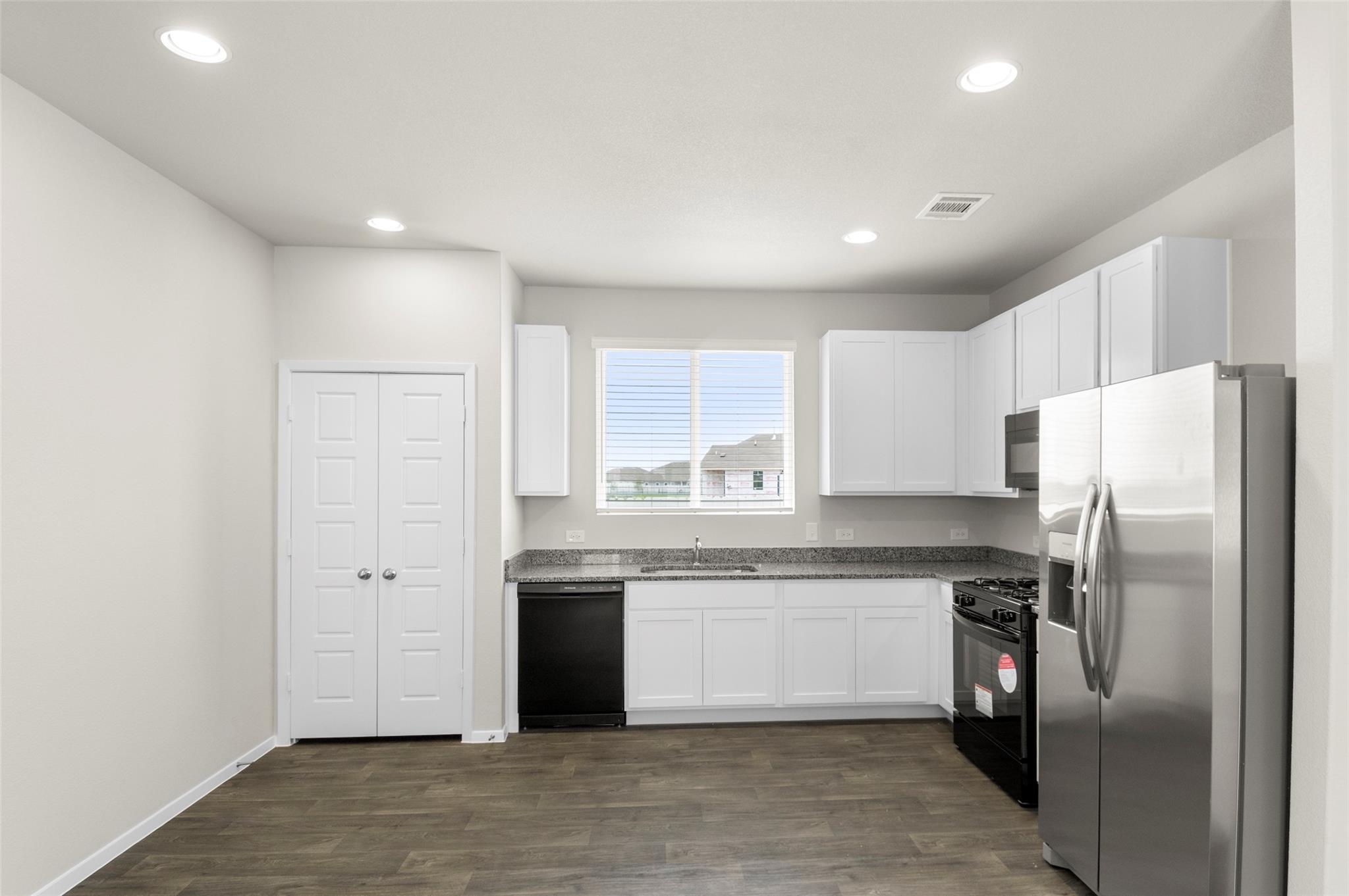 3013 Winding Creek Rd, Kyle, TX 78640