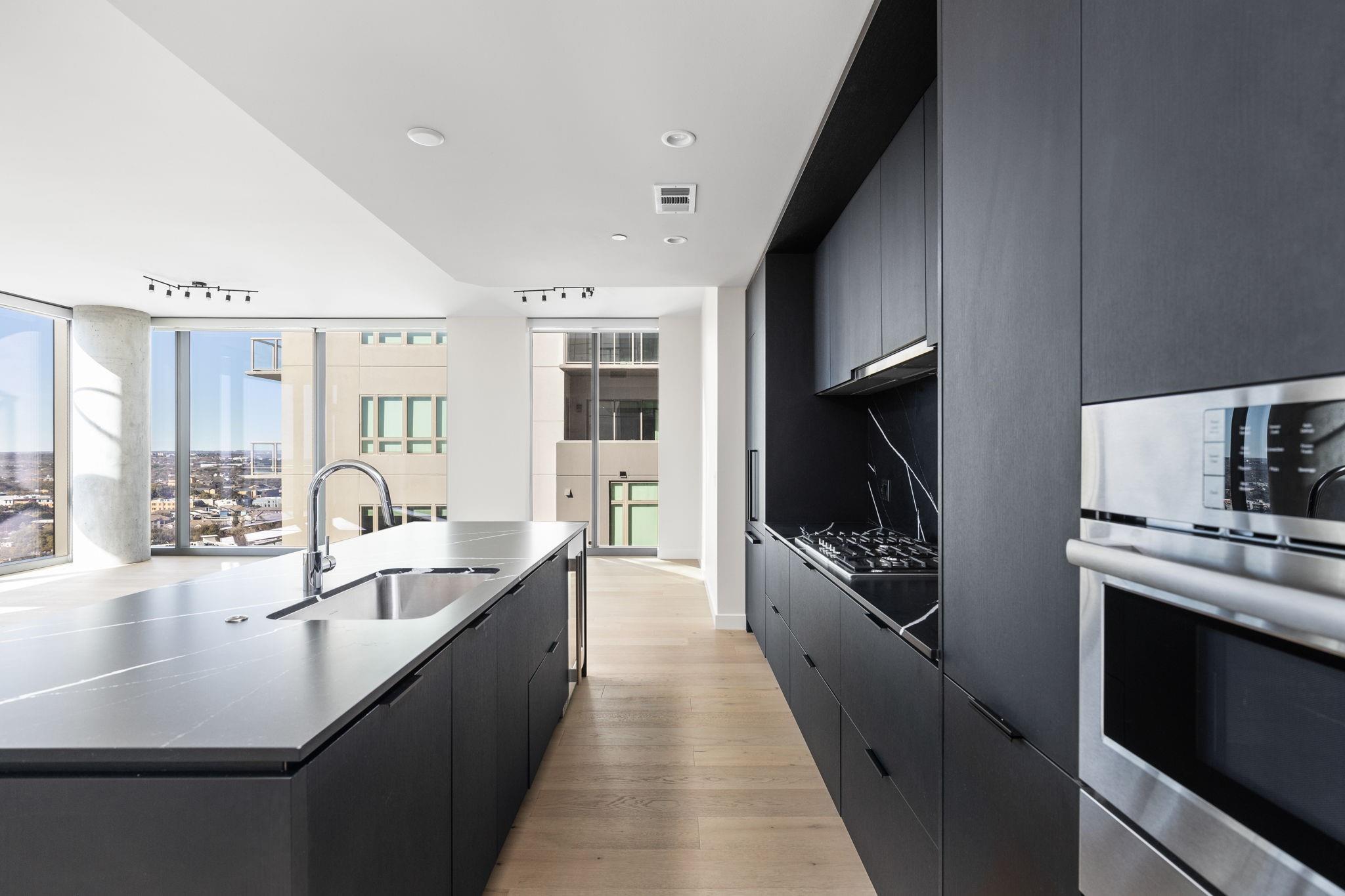 44 East Ave # 2301, Austin, TX 78701