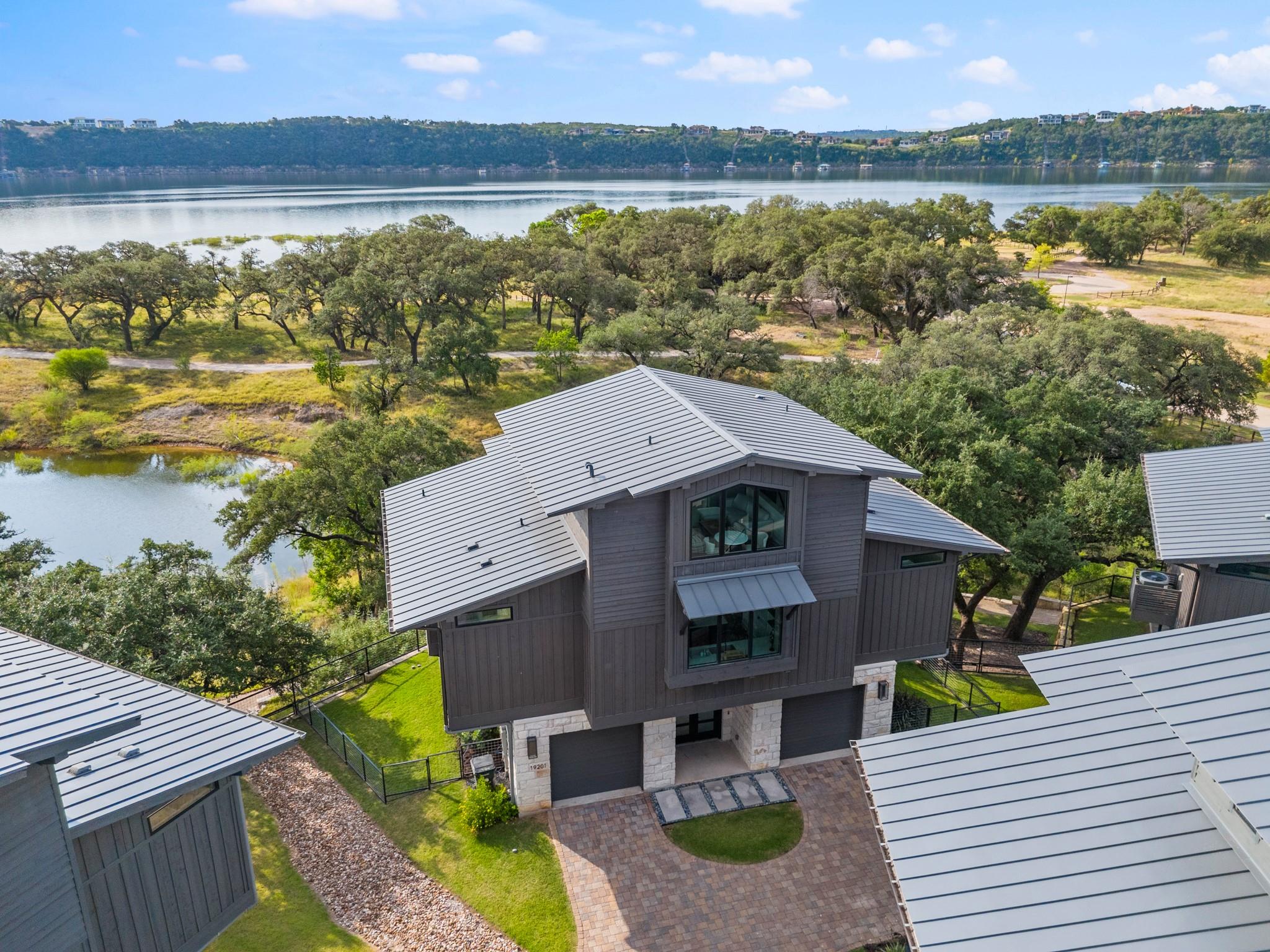 19201 Crusoe Cv # 20, Spicewood, TX 78669