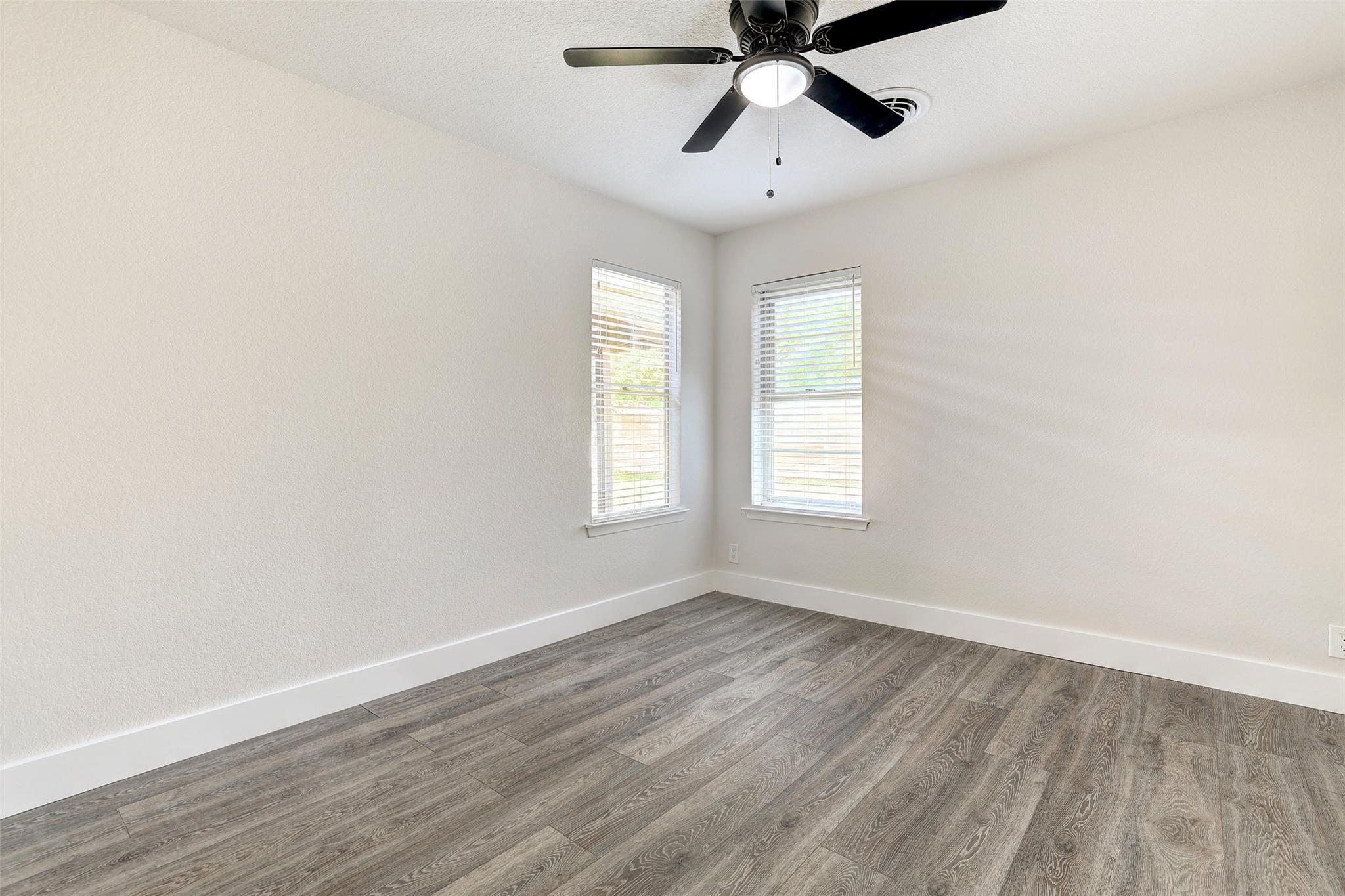 805 River Bend Dr, Georgetown, TX 78628
