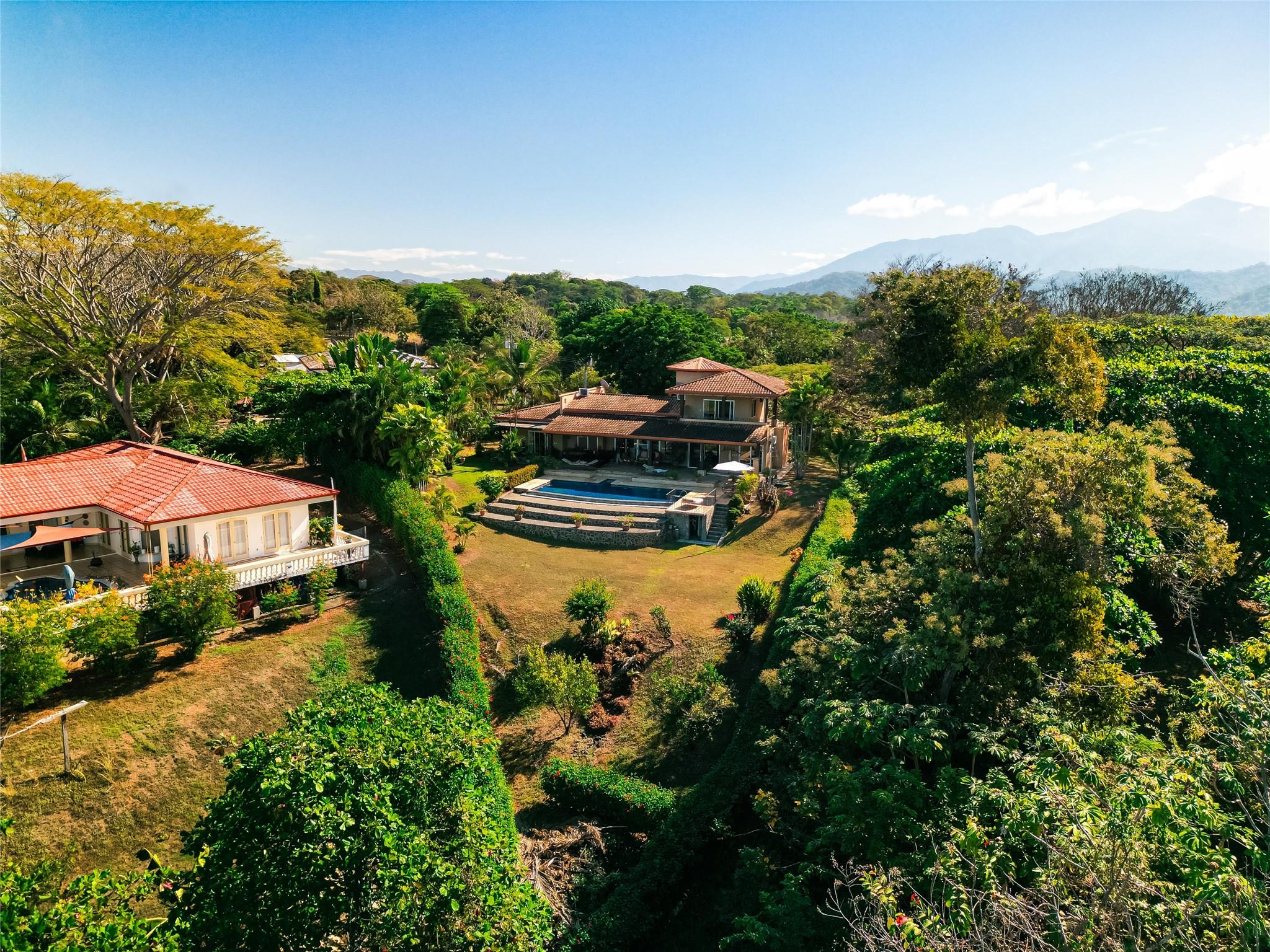 0 Ocean-view luxury home near Carara Park, Out of State 00000