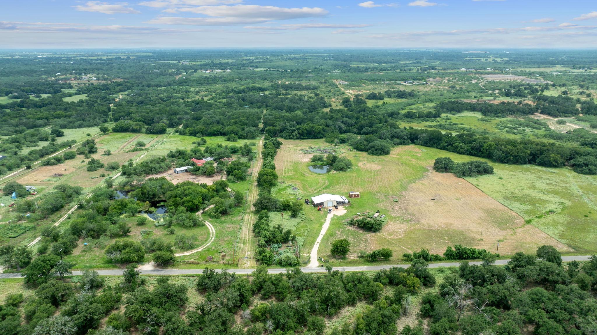 3597 Baker Rd, Kingsbury, TX 78638
