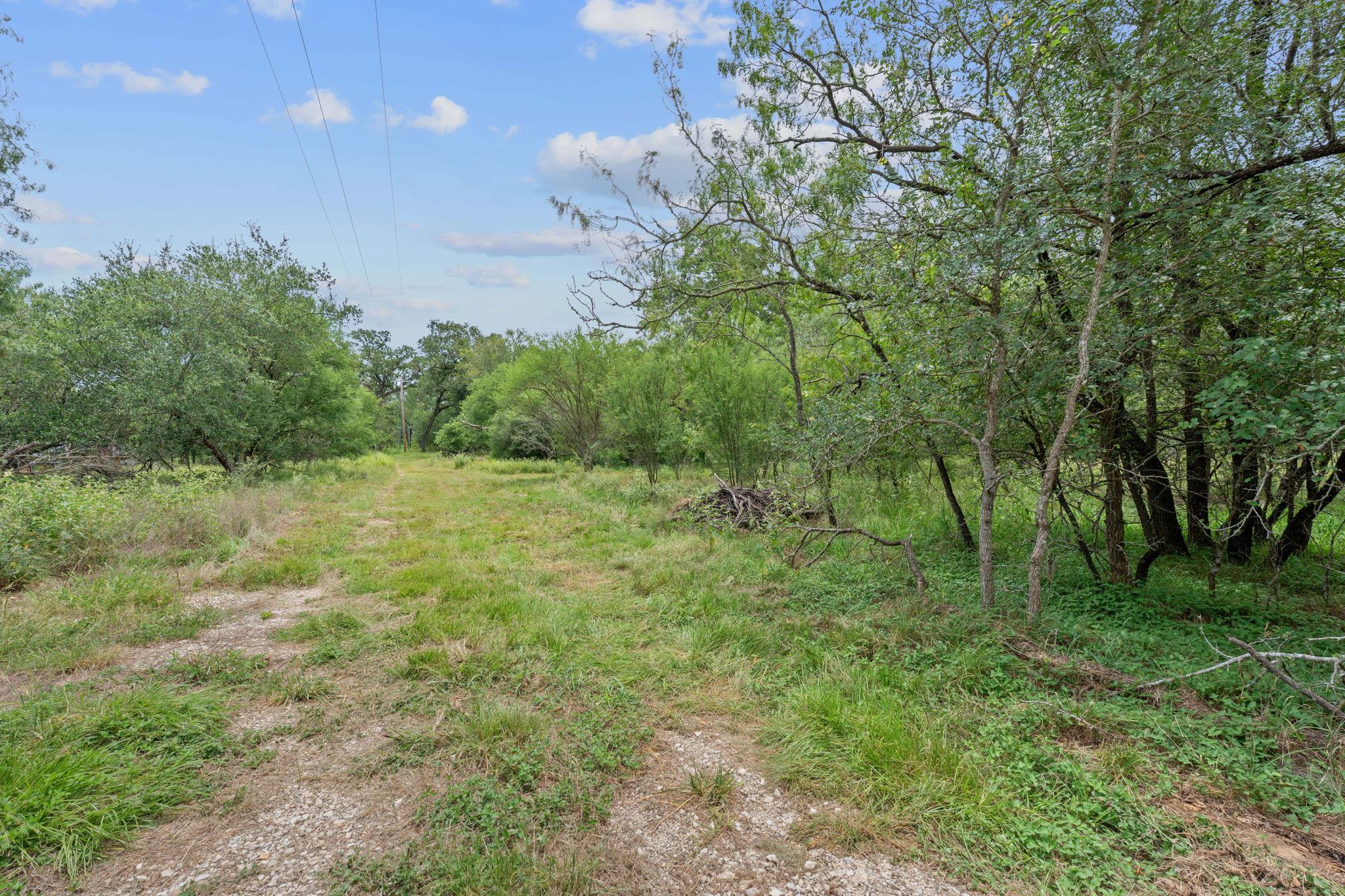 3597 Baker Rd, Kingsbury, TX 78638