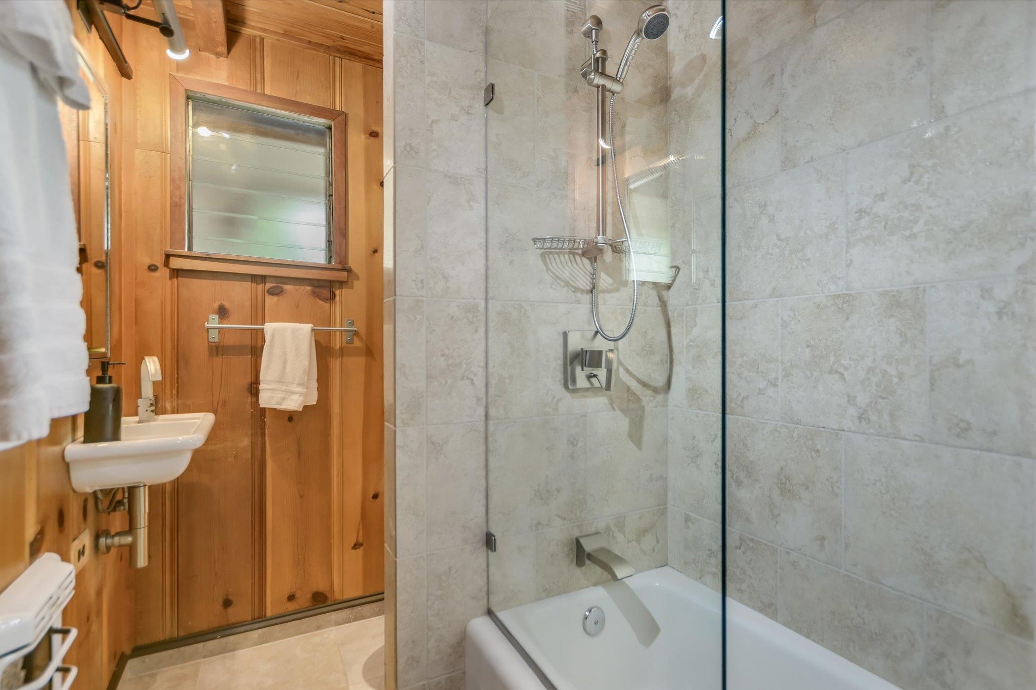 505 Deer Lake Rd, Wimberley, TX 78676