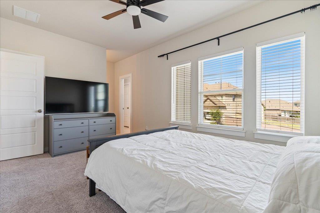 155 Independence Dr, Kyle, TX 78640