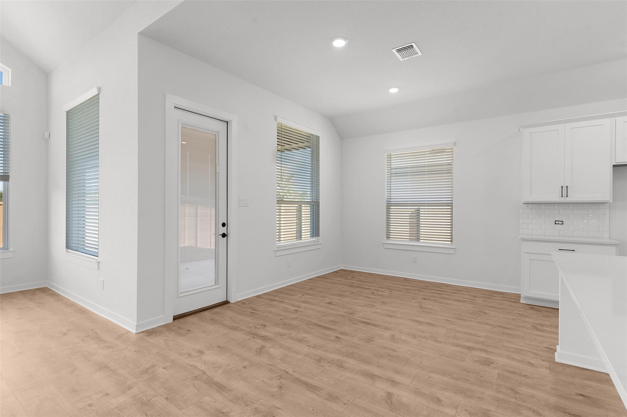 328 Ridgewell Loop, Georgetown, TX 78633