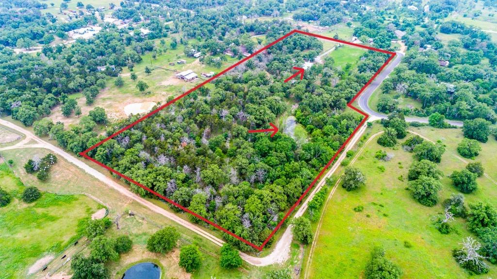 340 Tuck St, Cedar Creek, TX 78612