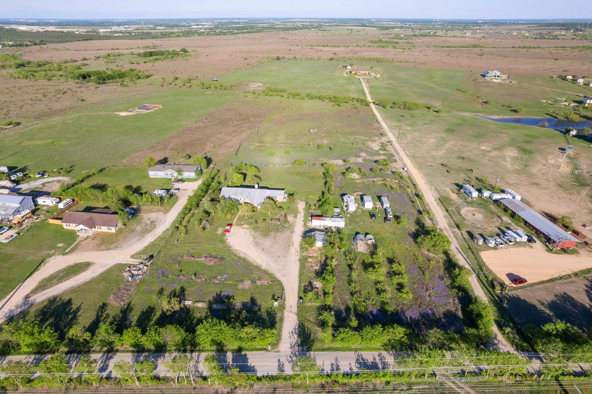 14325 S Turnersville Rd, Buda, TX 78610
