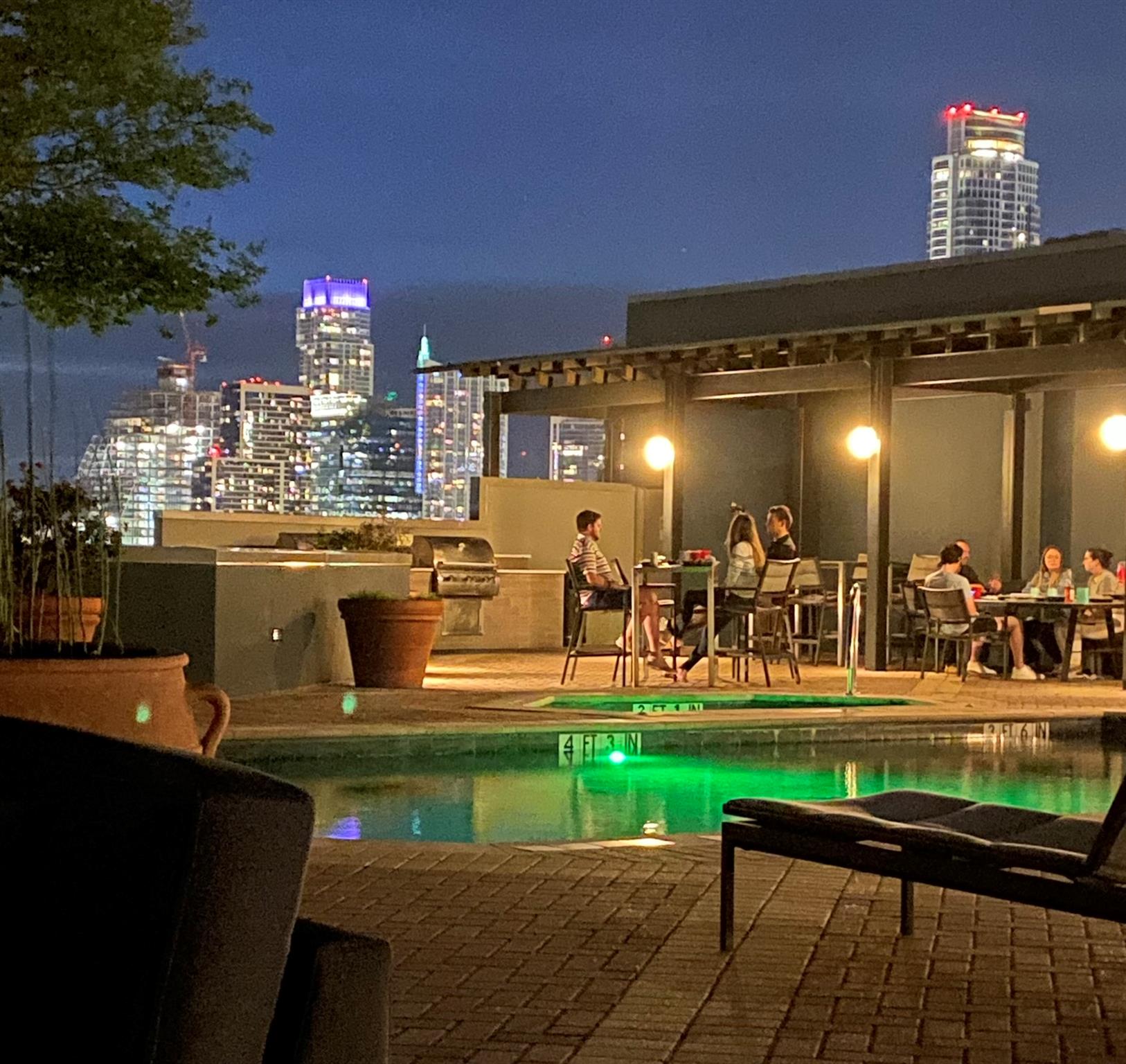 54 Rainey St # 101, Austin, TX 78701