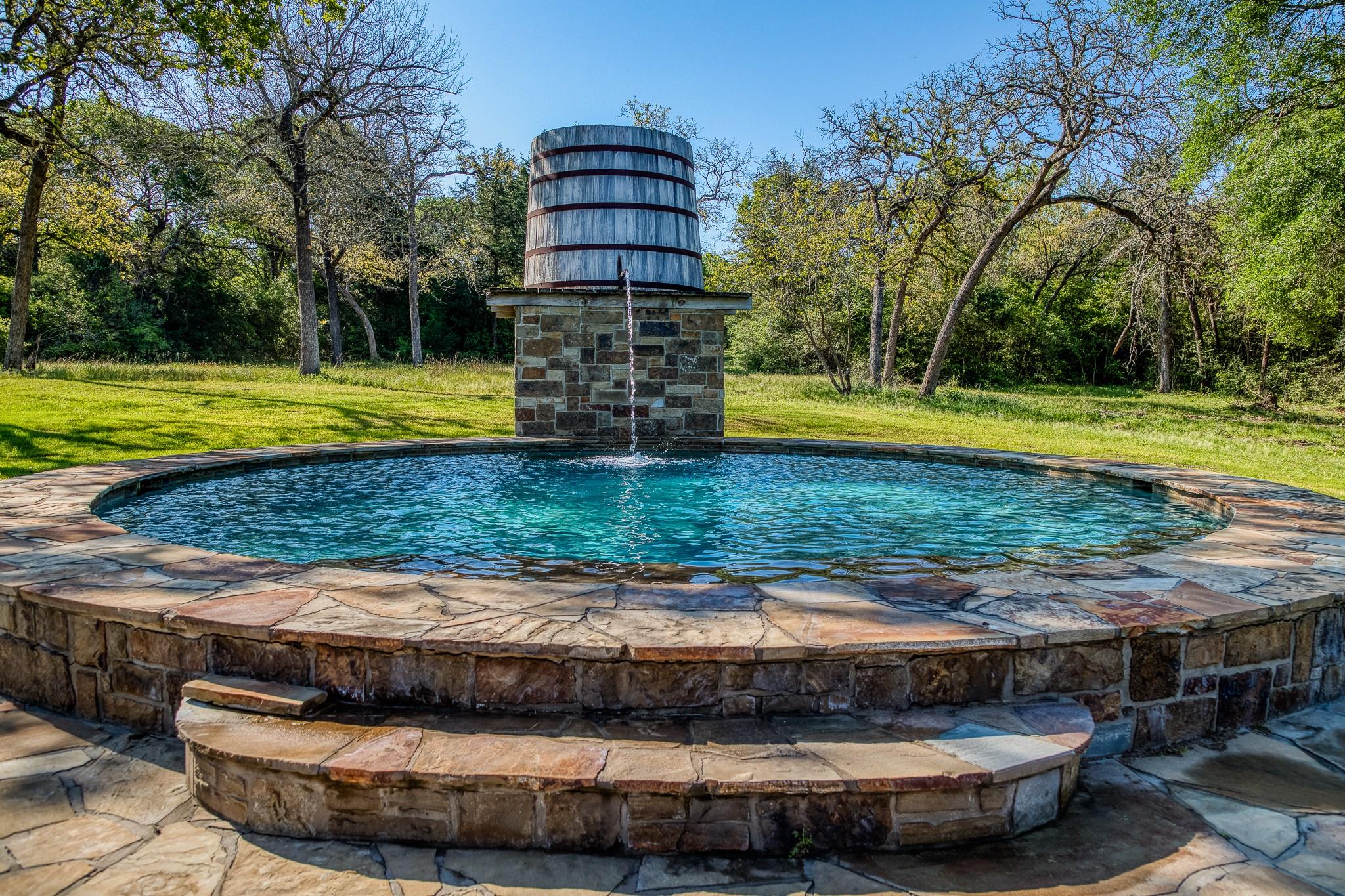 6925 S Sycamore Crossing Rd A, Bellville, TX 77418